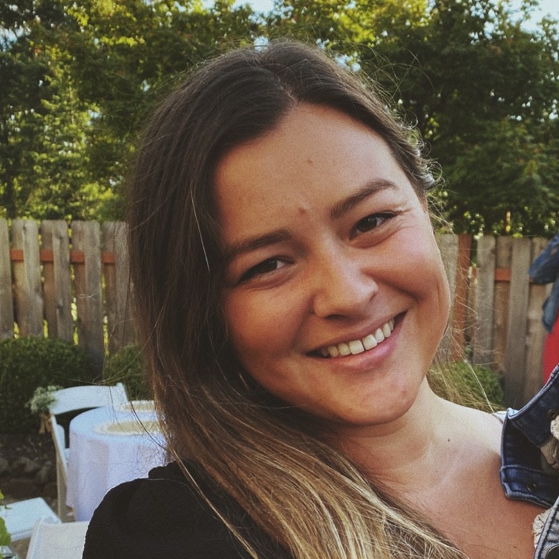 Advisor - Carlin Henninger