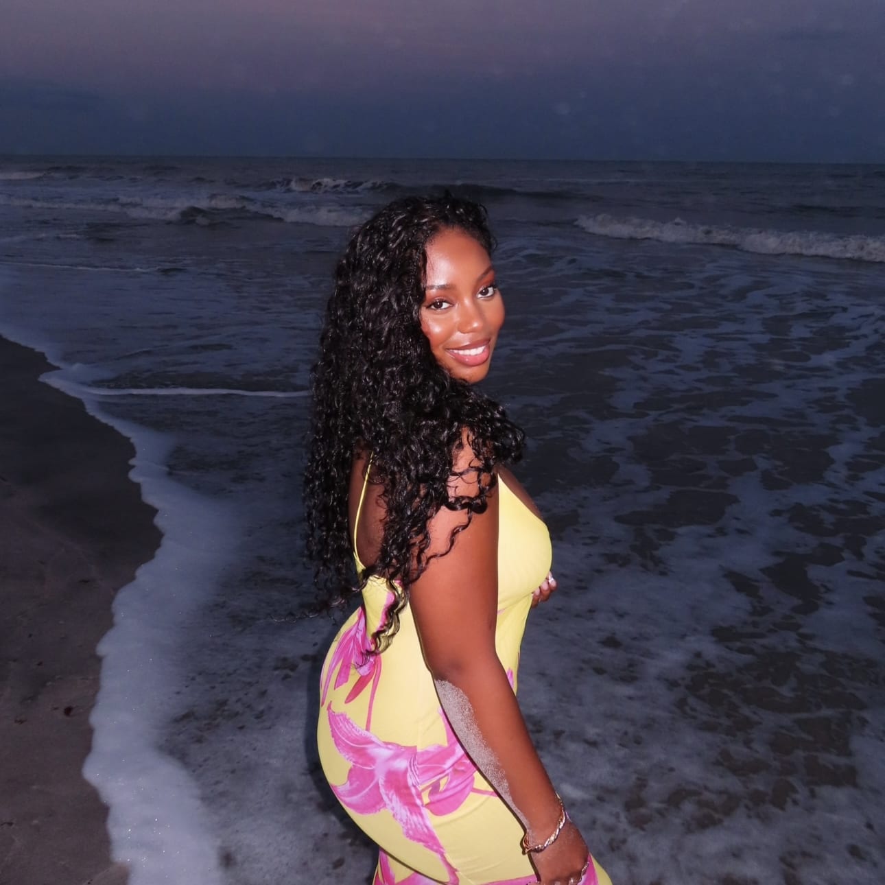 Advisor - Deznae Jones