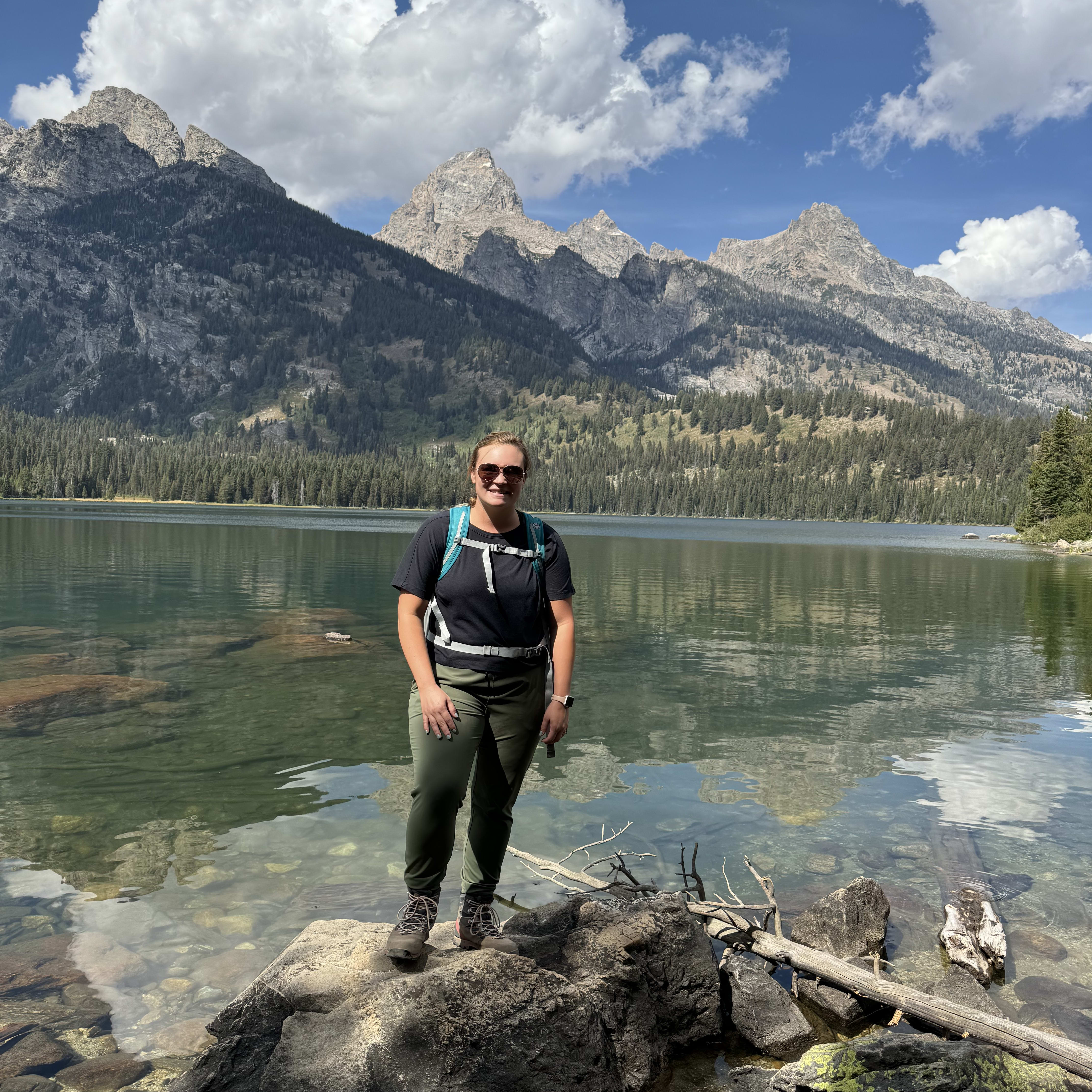 Advisor - Kelsey Warner