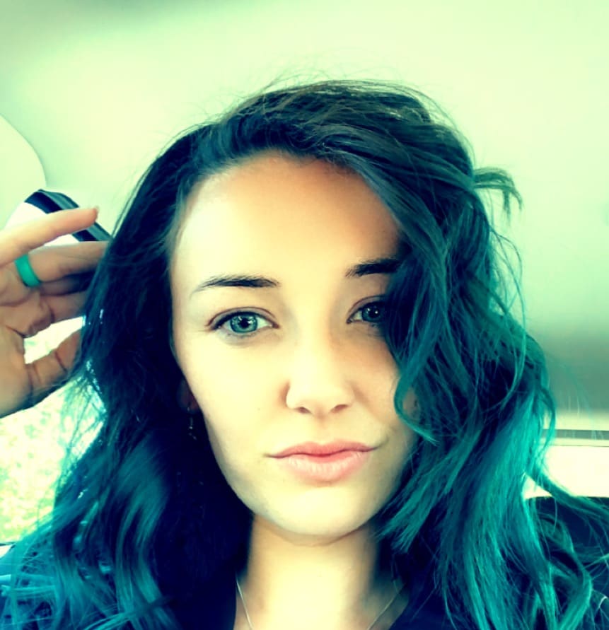 Fora Author - Samantha Myers