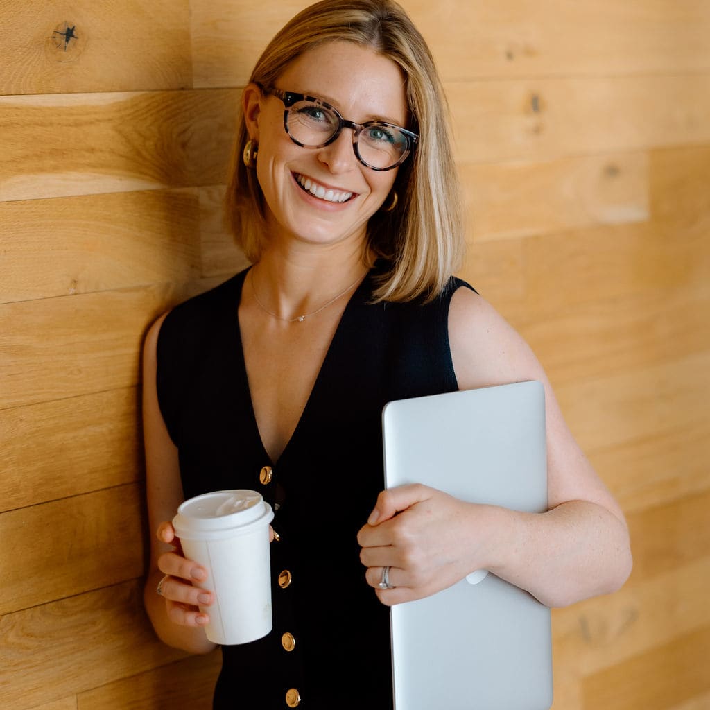 Advisor - Pauline Aparicio