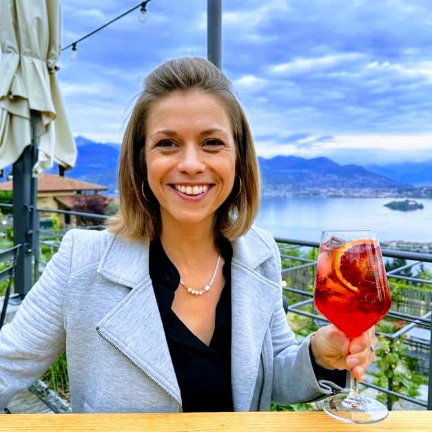 Advisor - Amy Hallett