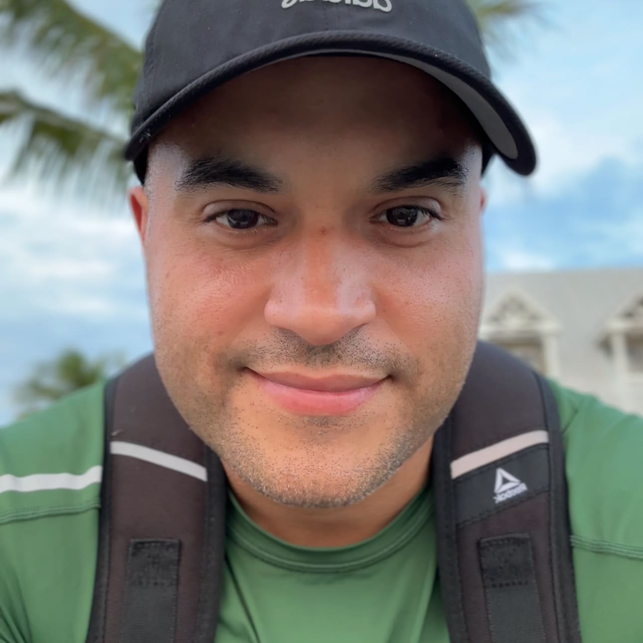 Fora Author - Exel Rivera