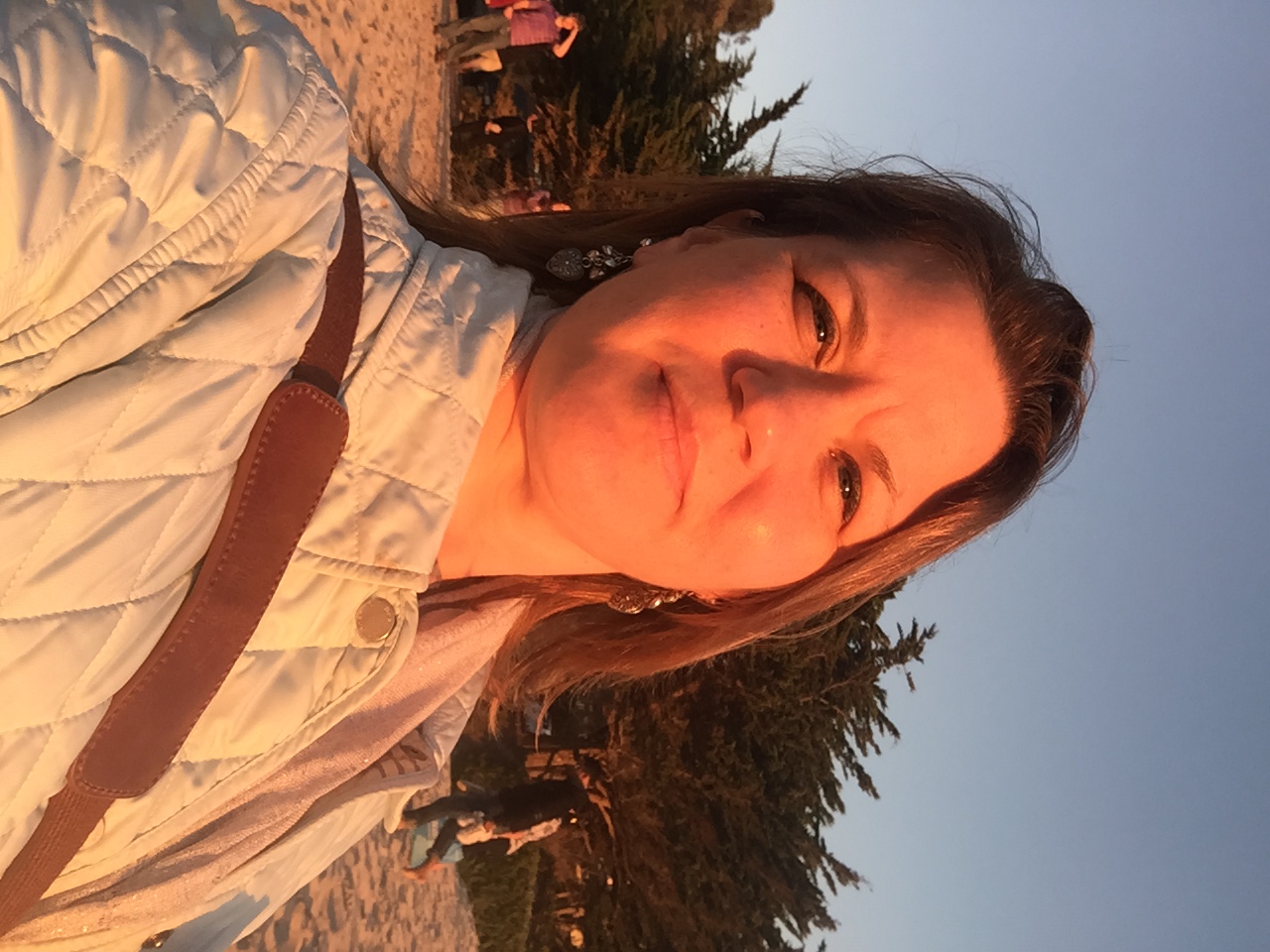 Advisor - Julia-Louise Missie