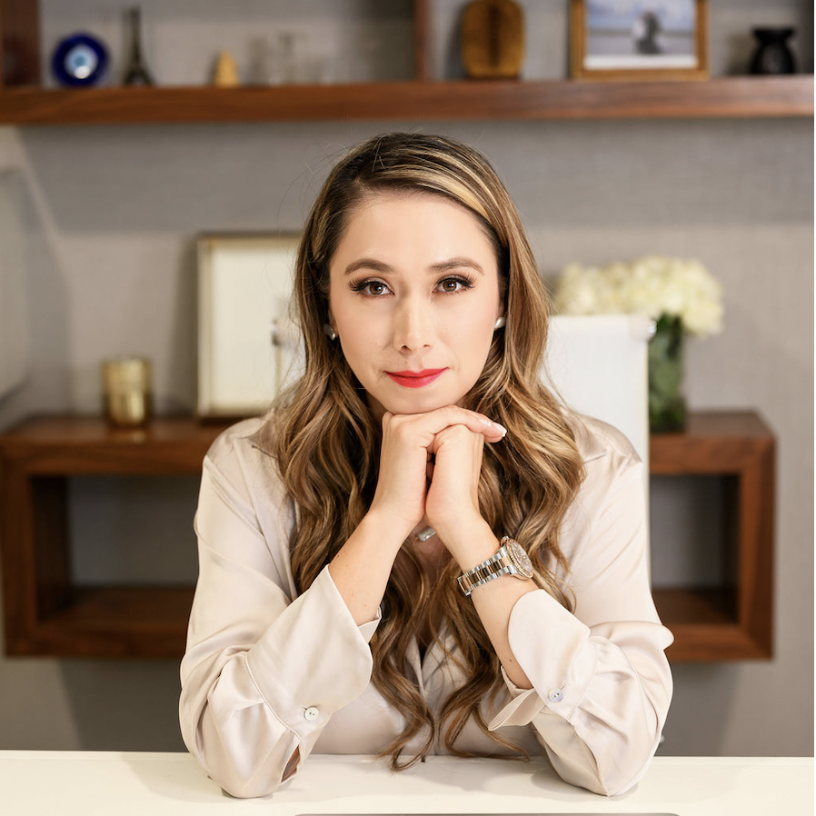 Fora Author - Mariana Carbajal