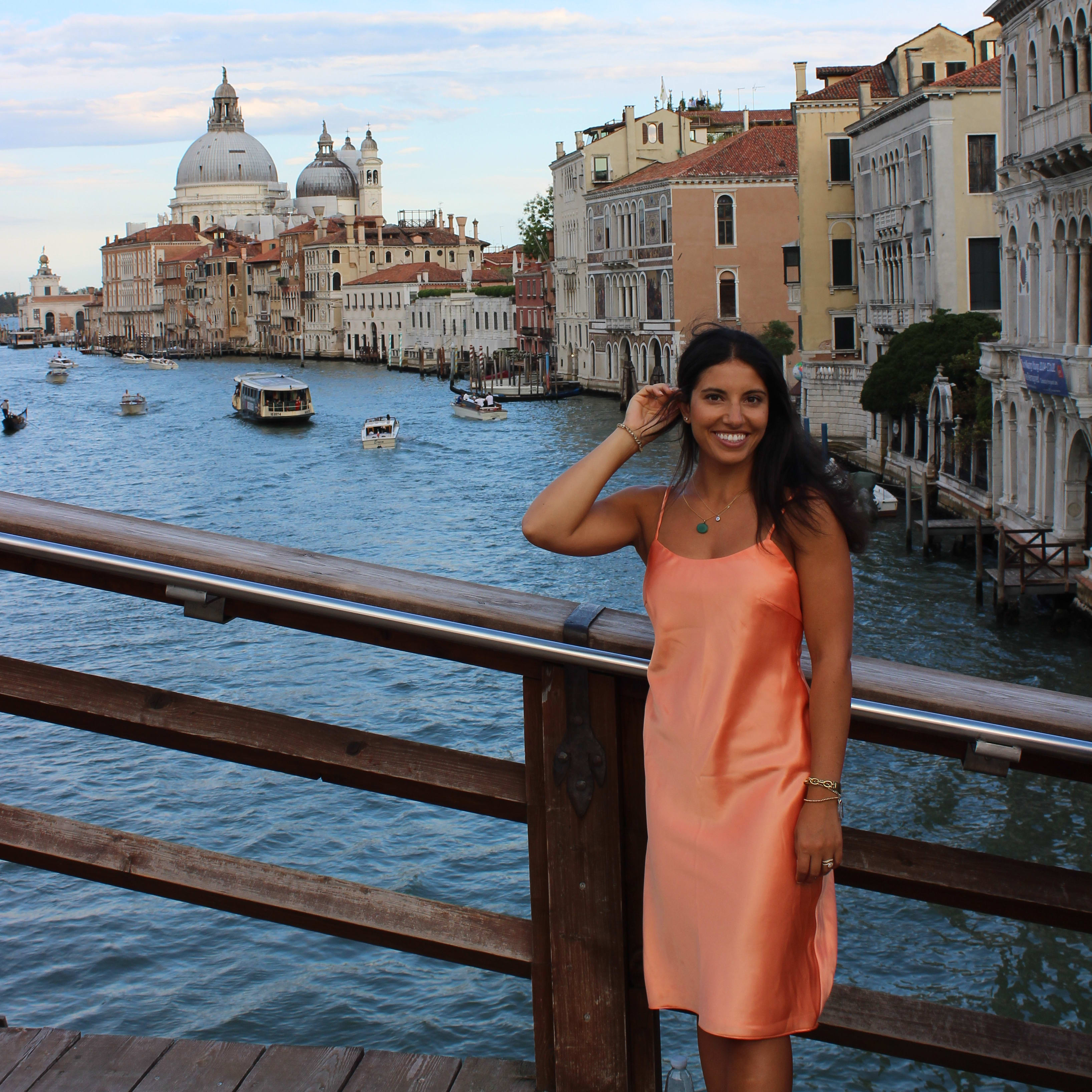 Fora Author - Tori Siranosian