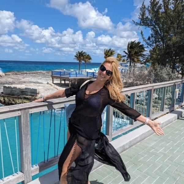 Fora Author - Kristen Lombardo