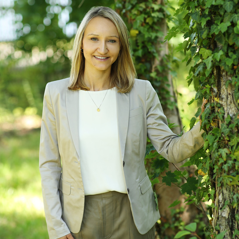 Advisor - Annika Reck