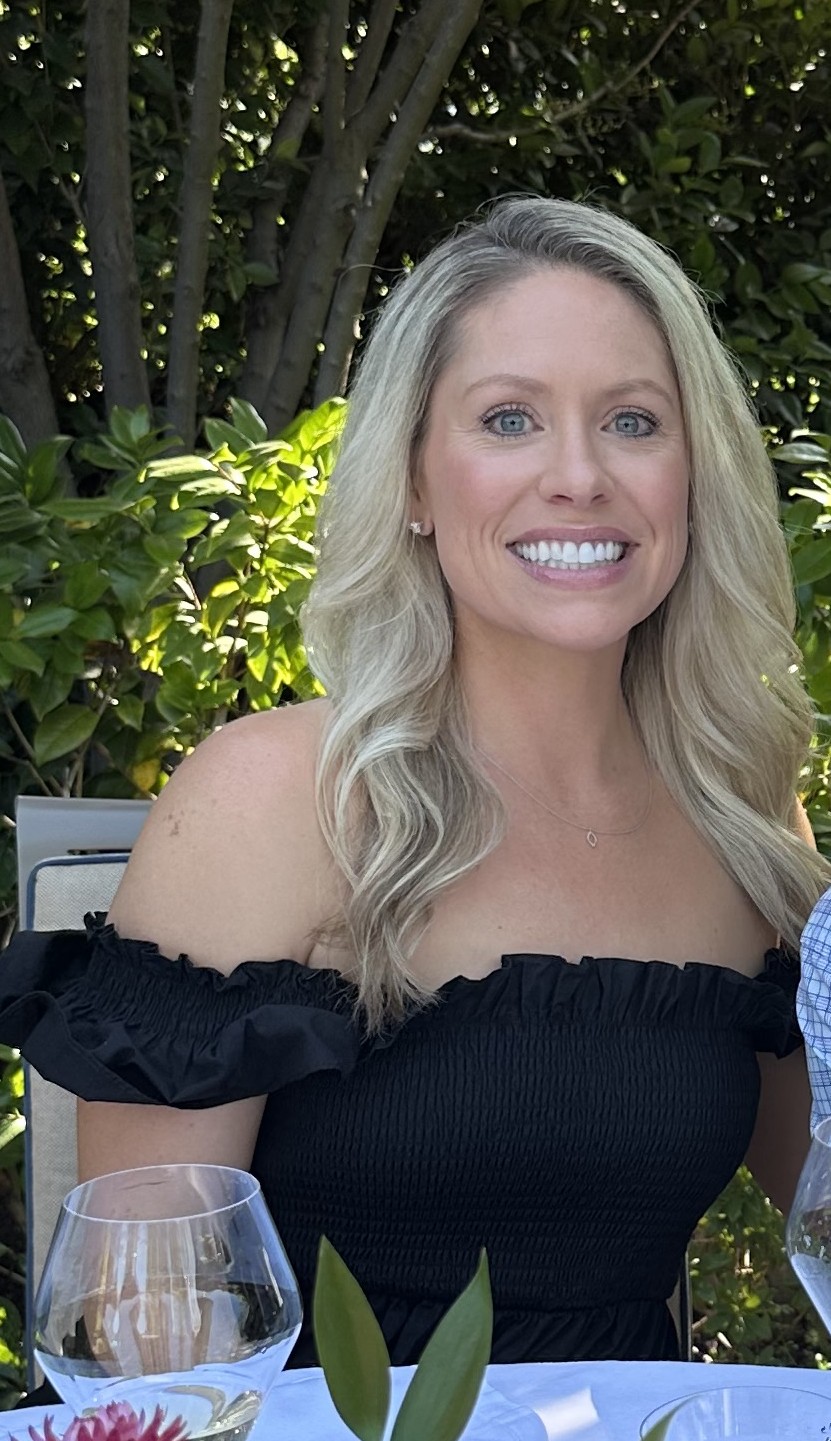 dani-topping-fora-travel