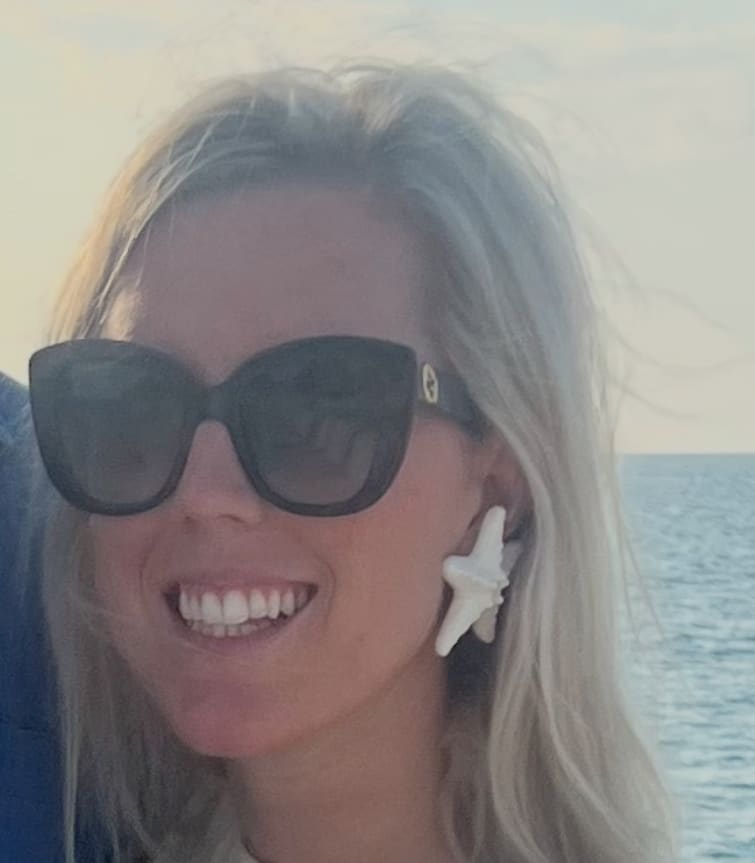 Fora Author - Ebbie Alpert