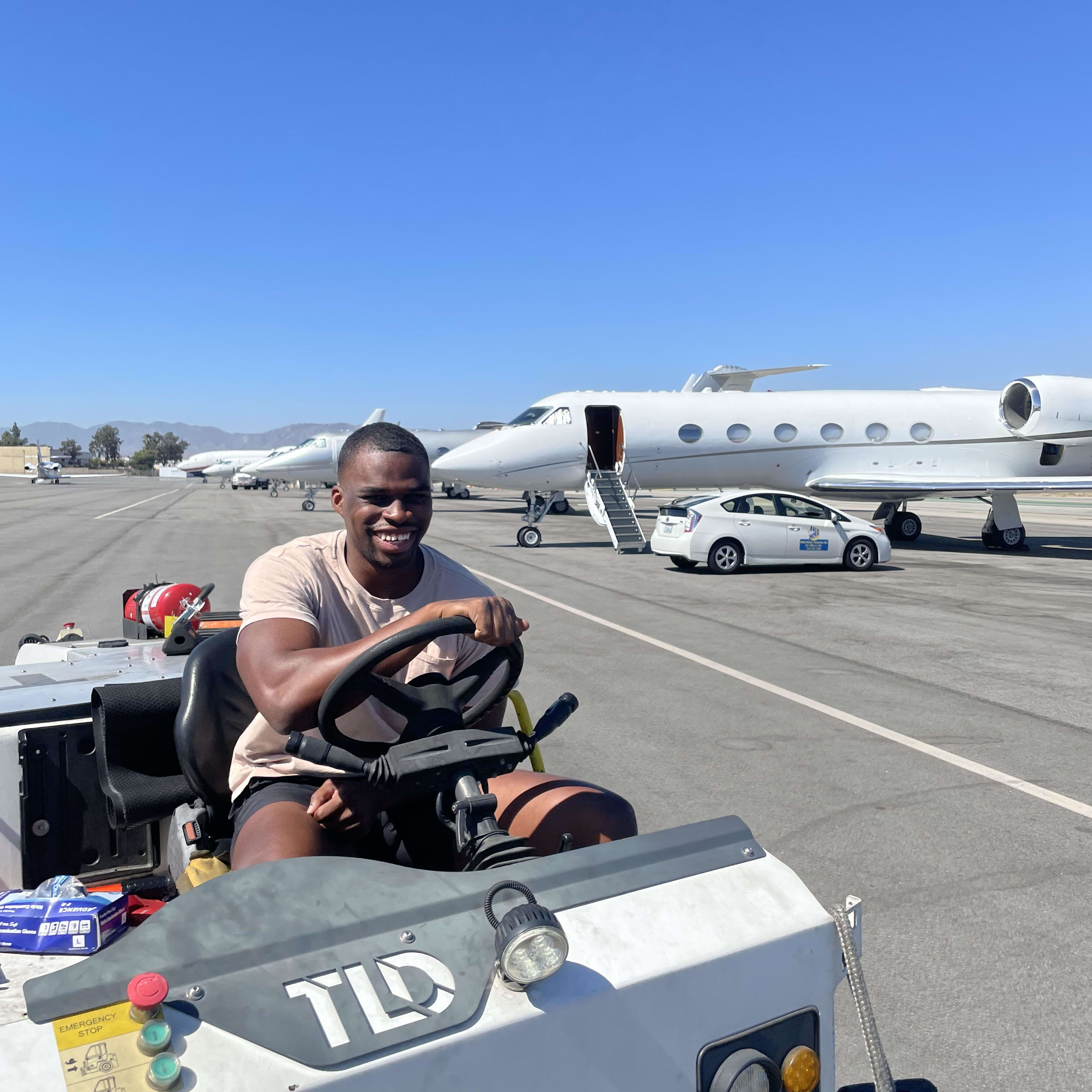 Advisor - Elisha Duckett