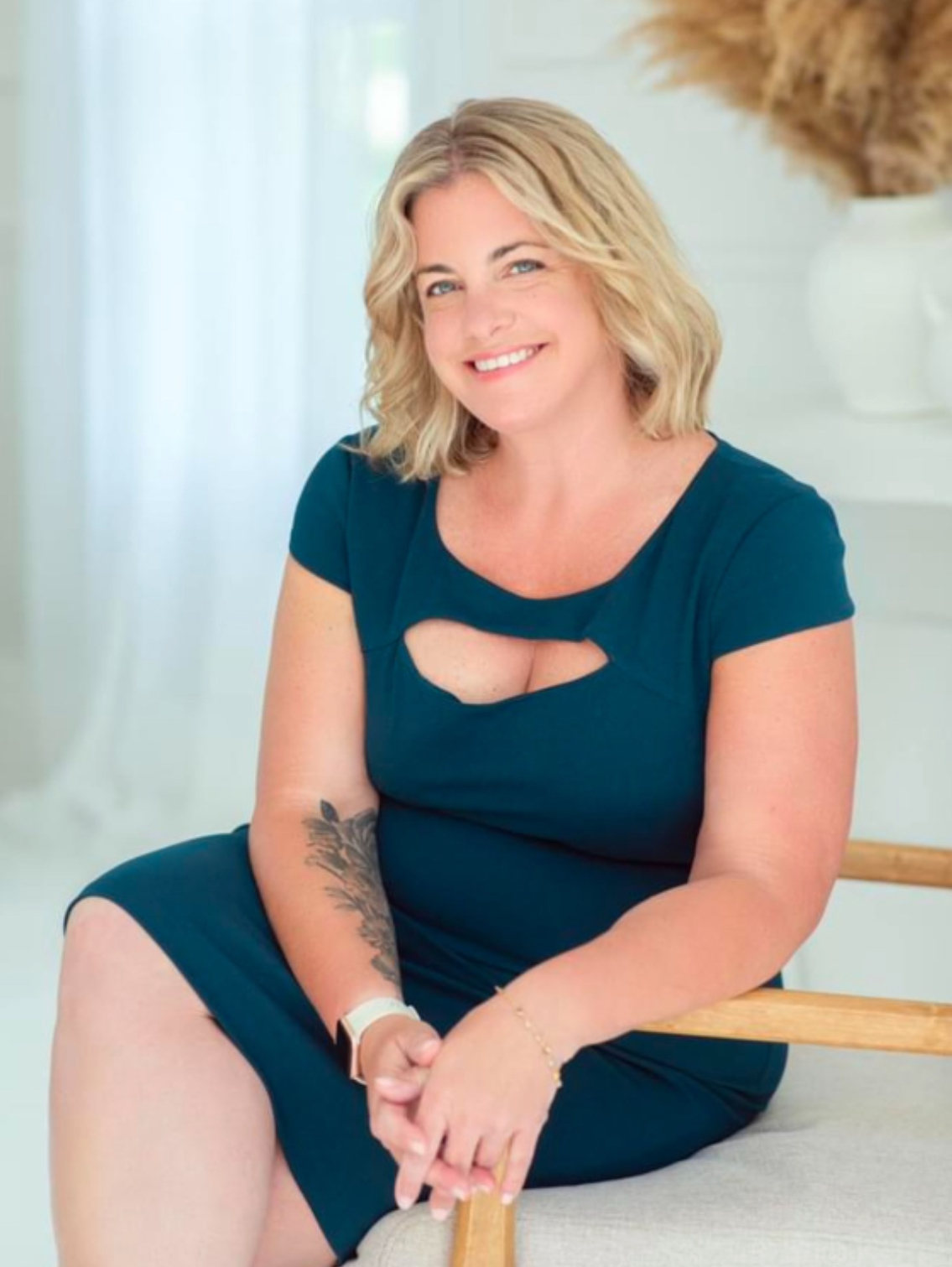 Advisor - Amy Farrell