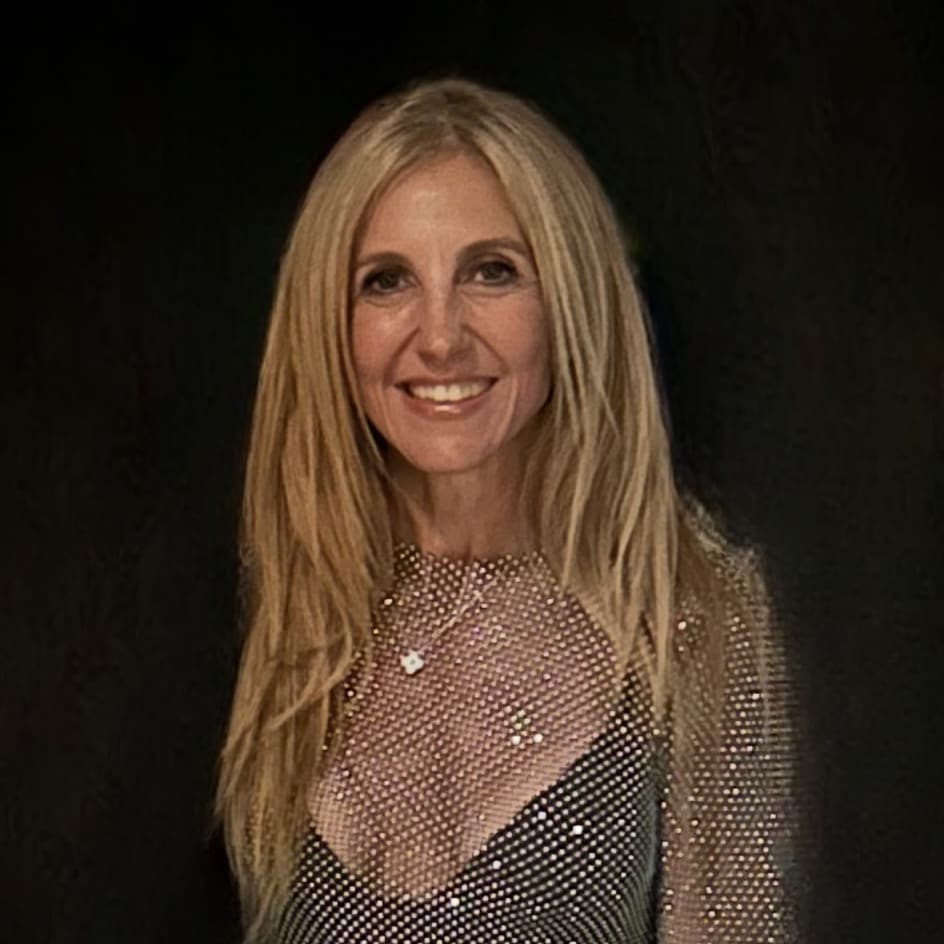 Fora Author - Jacqueline McBride