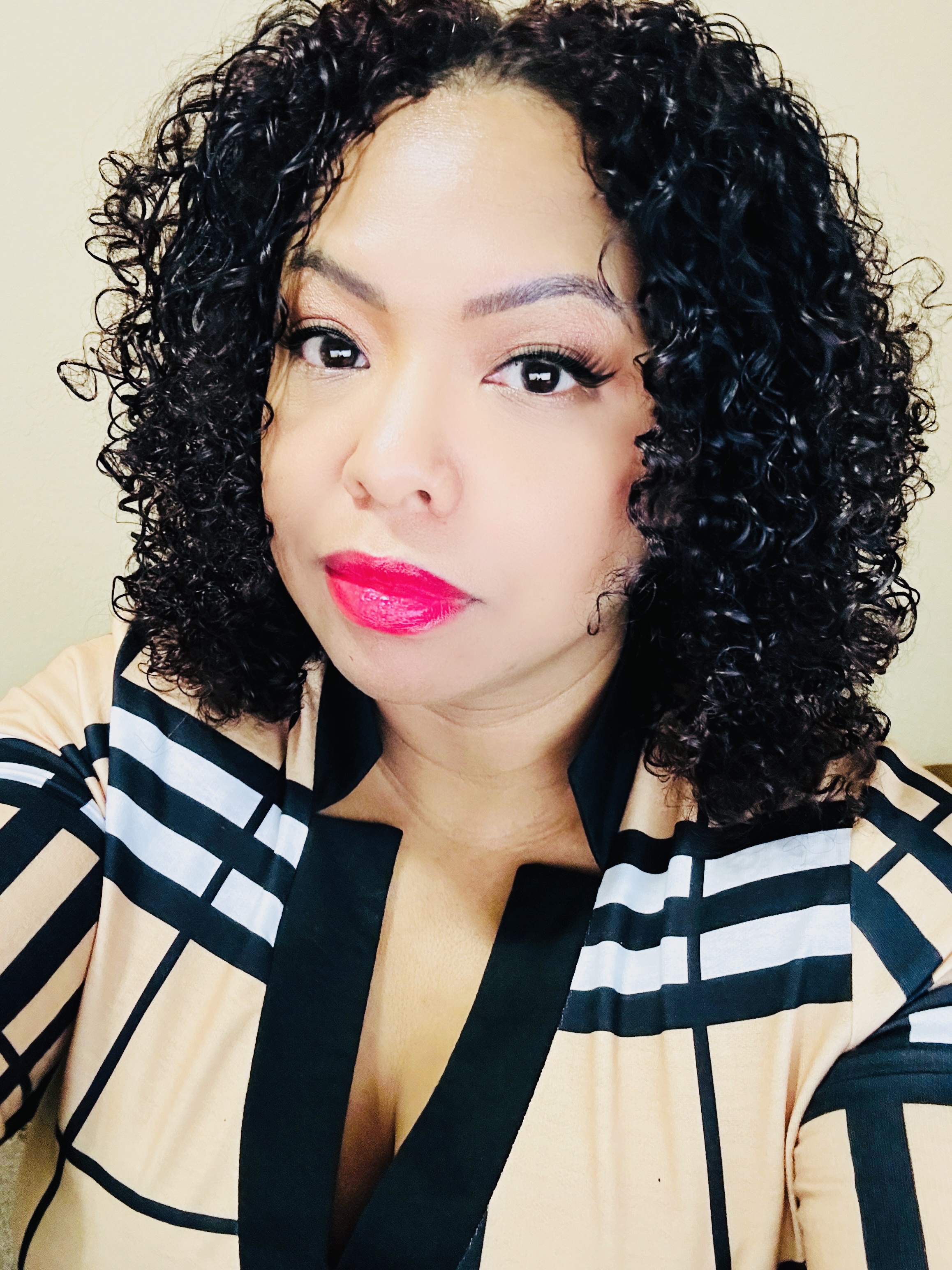 Fora Author - Annita Hereford-Crump