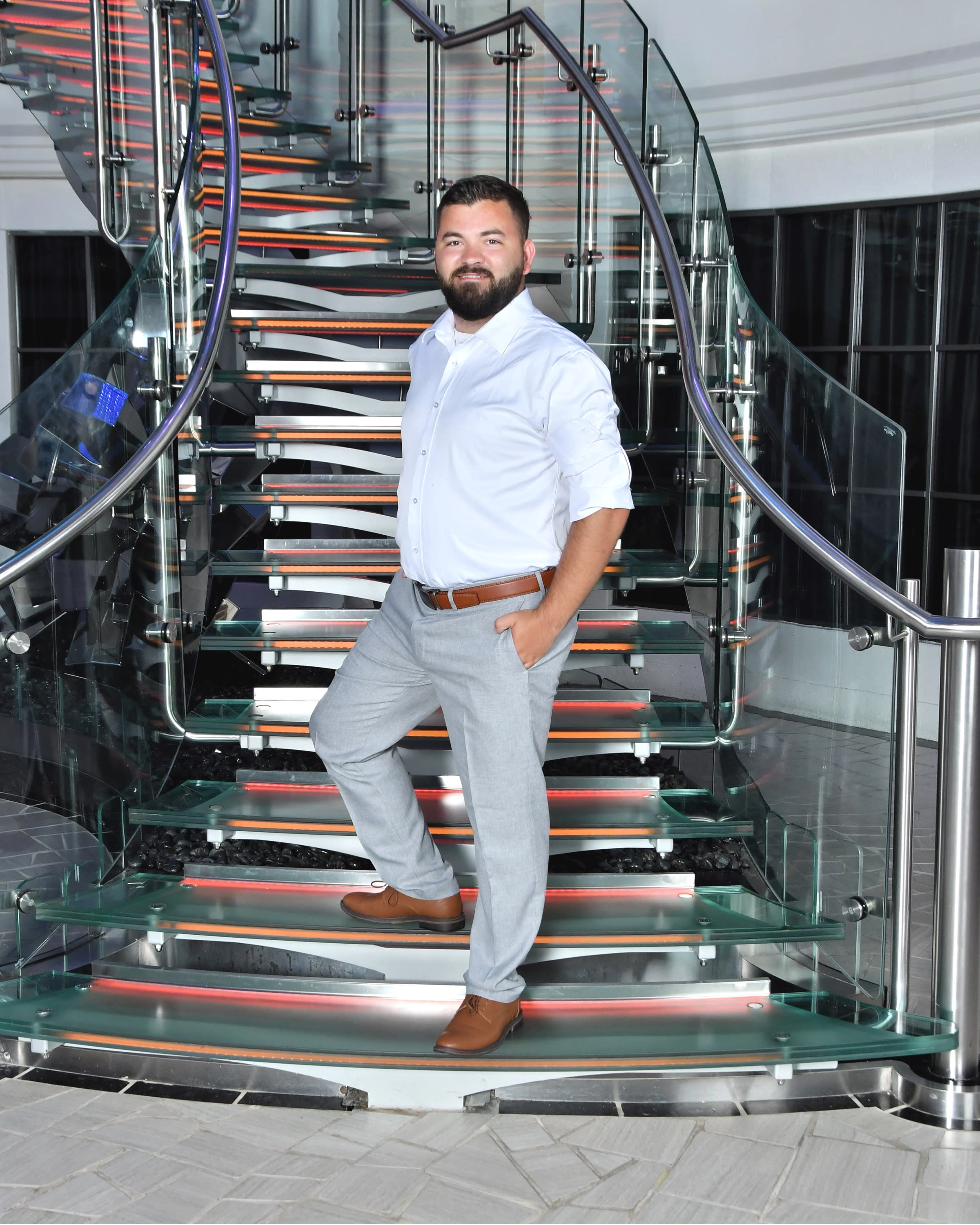 Fora Author - Michael Magnanini