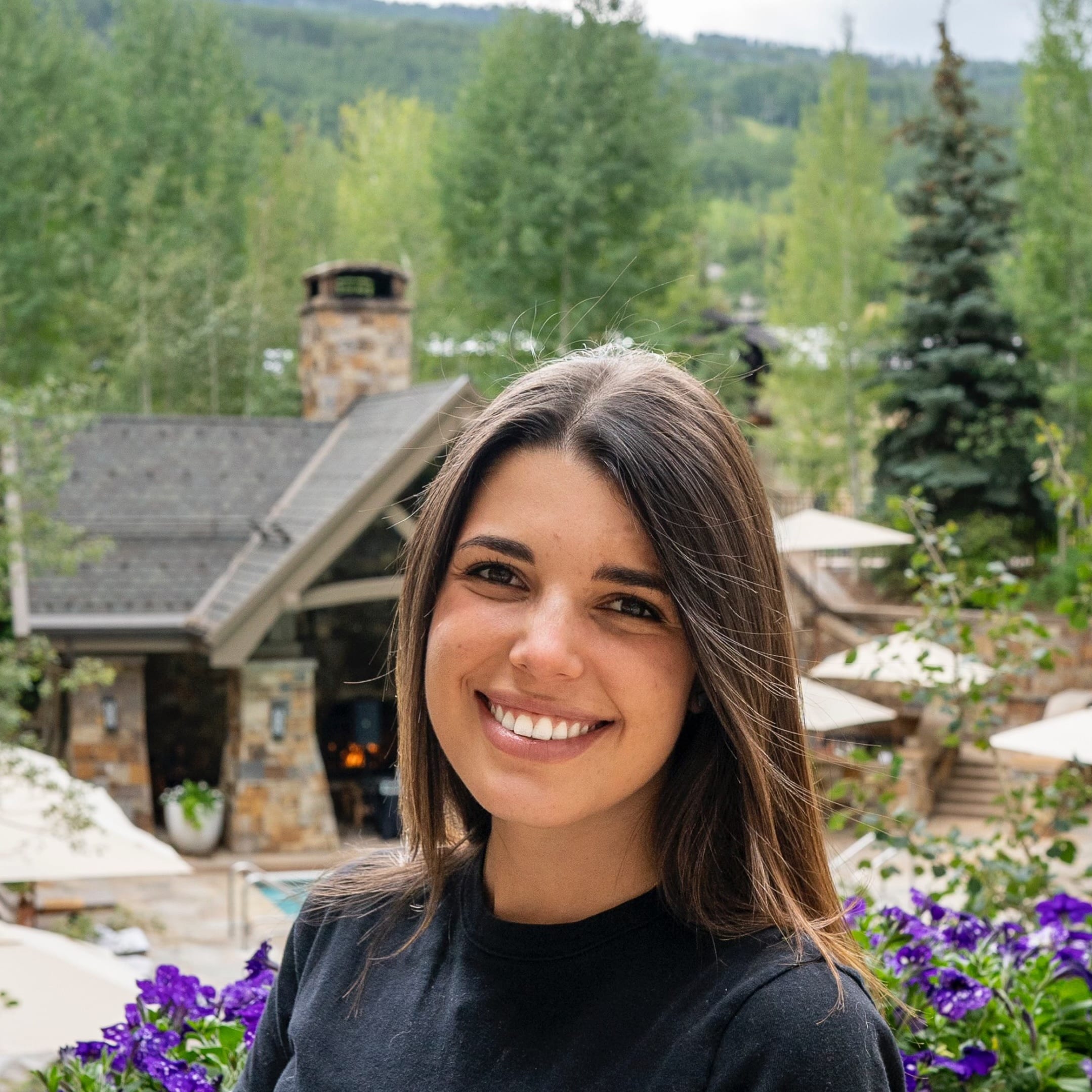 Fora Author - Shana Azerad