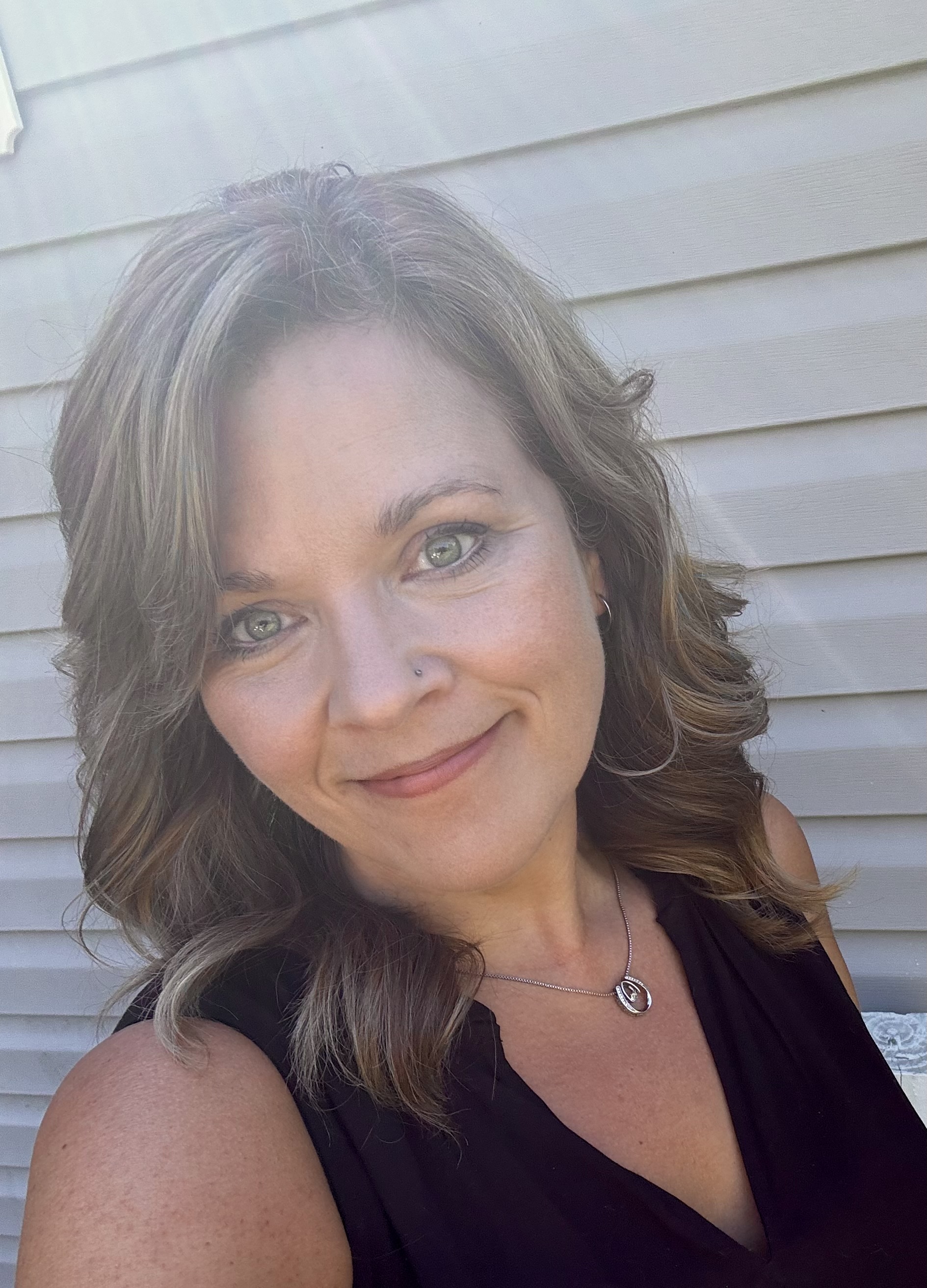 Advisor - Traci McHenan