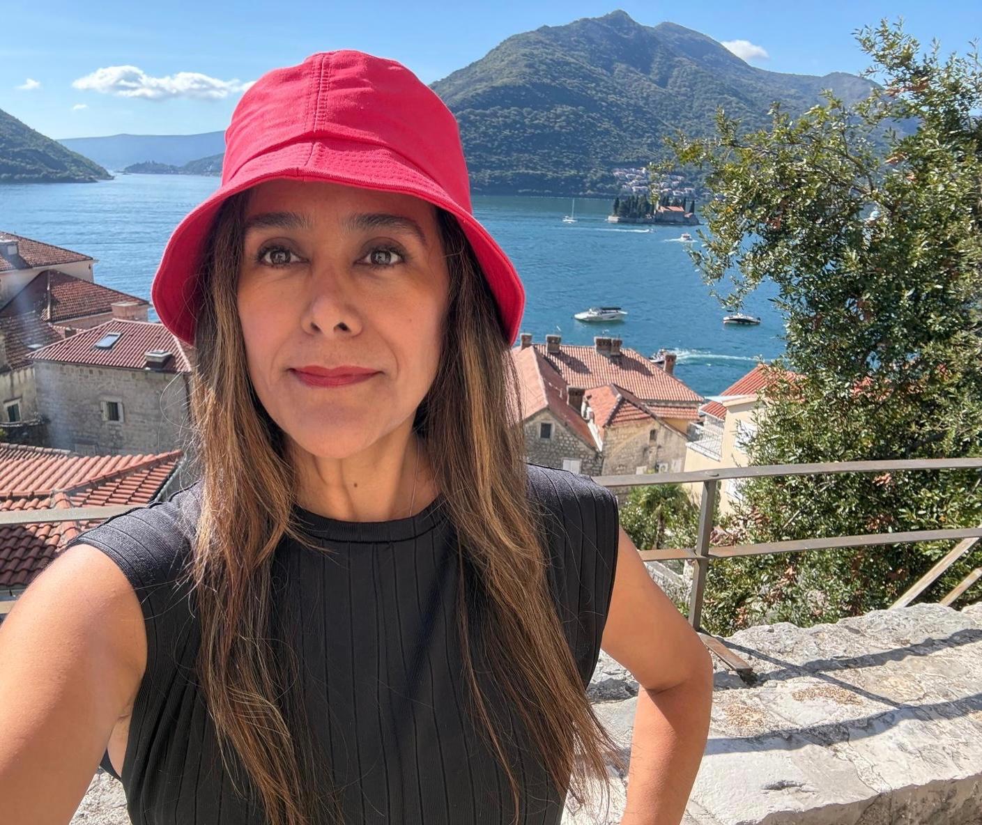 Fora Author - Claudia Carpio Gomez