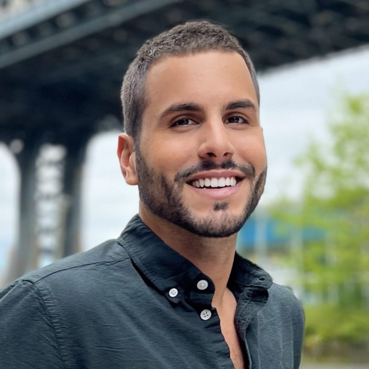 Advisor - Lucas El'Osta