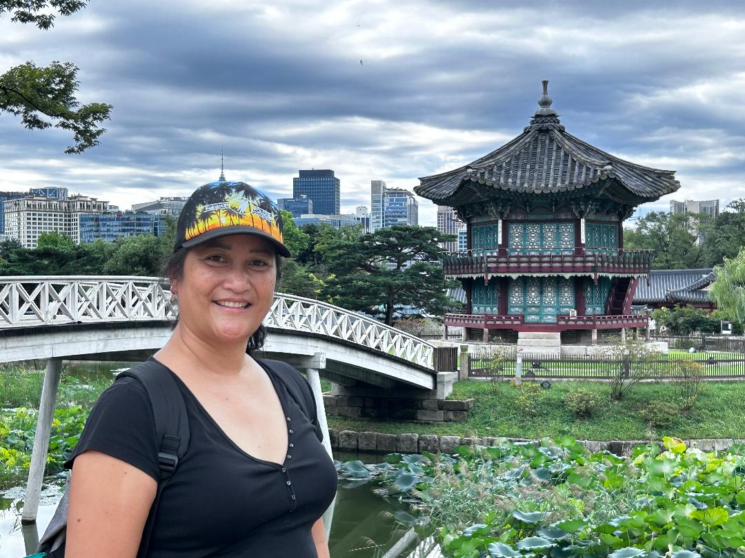 Fora Author - Ruth Butler