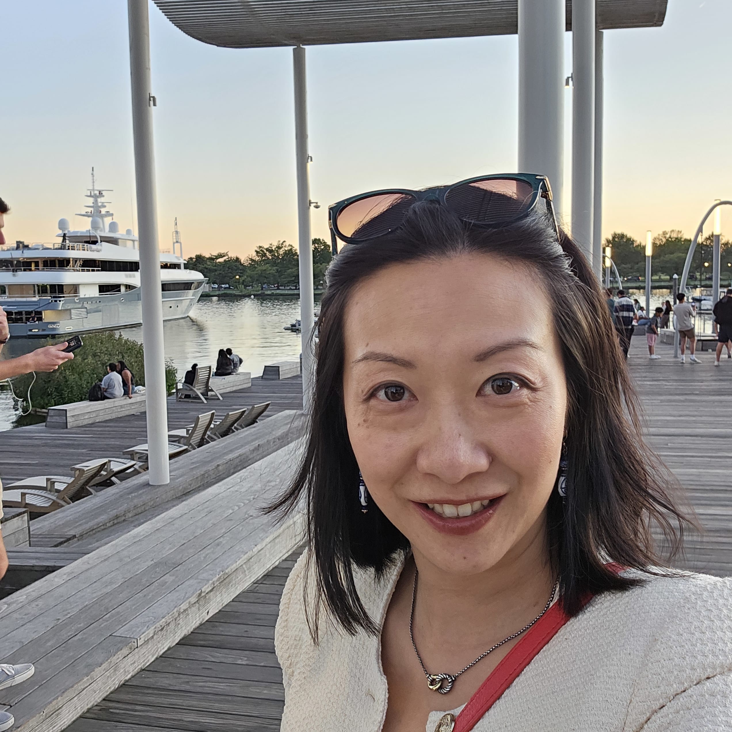 Fora Author - Joyce Chan