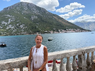 Advisor - Helen Stephan