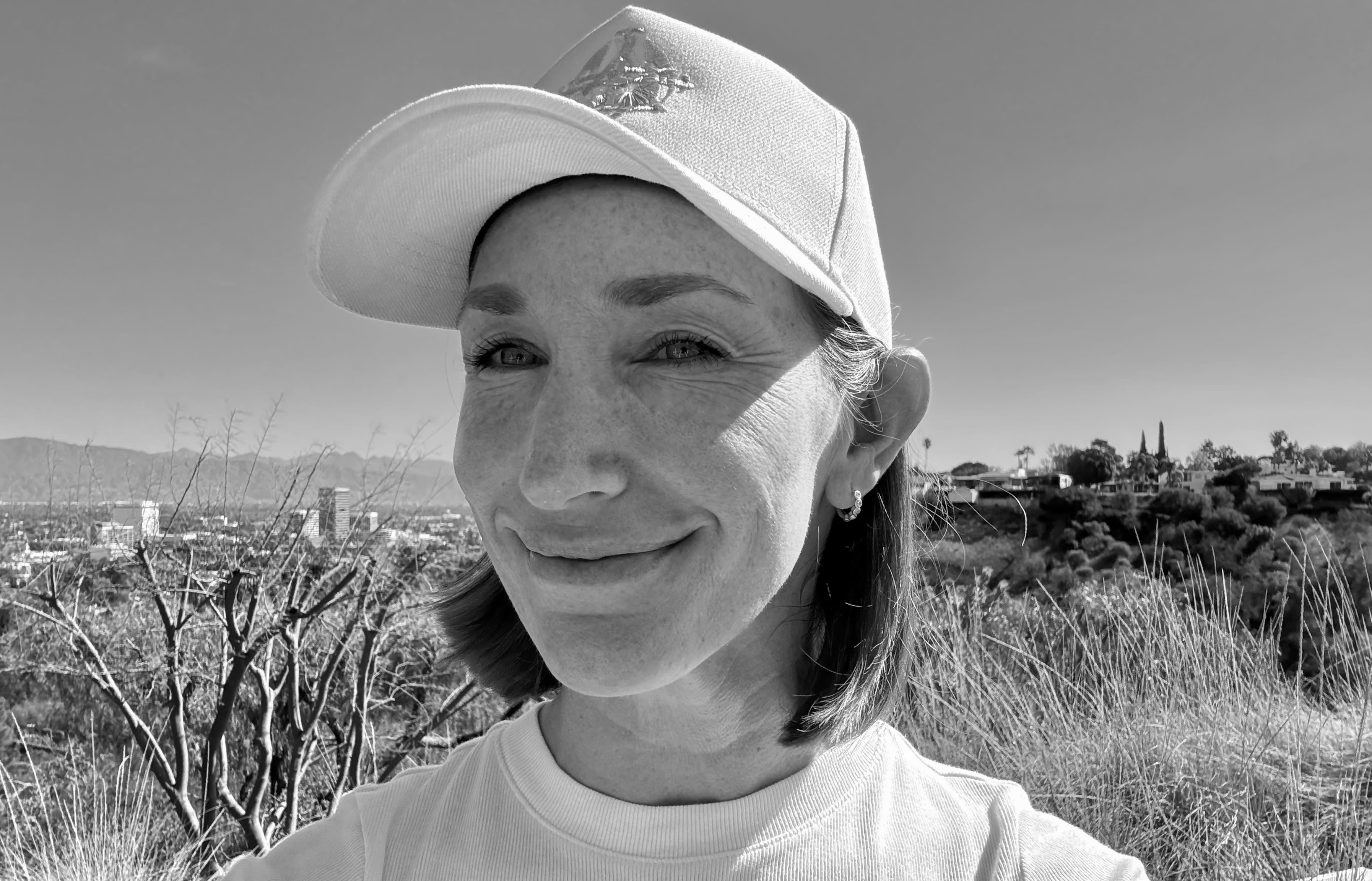 Fora Author - Molly Urnecli