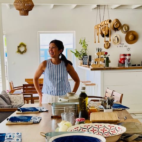 Advisor - Kelley Belmont