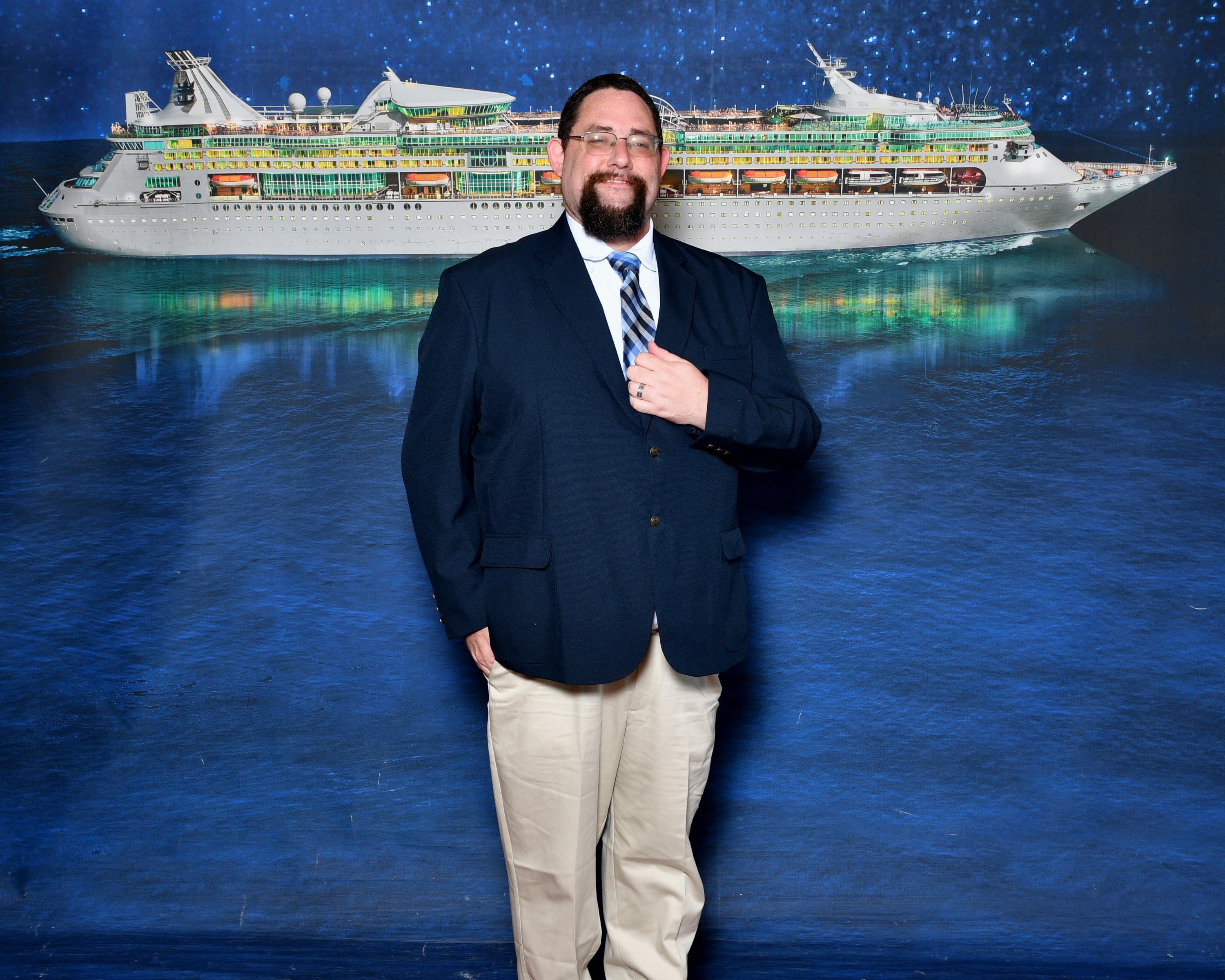 Fora Author - James Woodfin