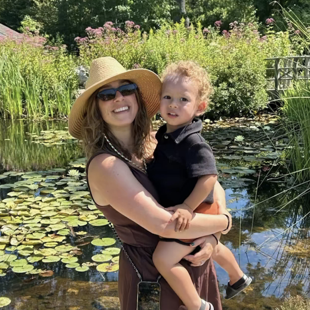 Fora Author - Samantha Arnowitz