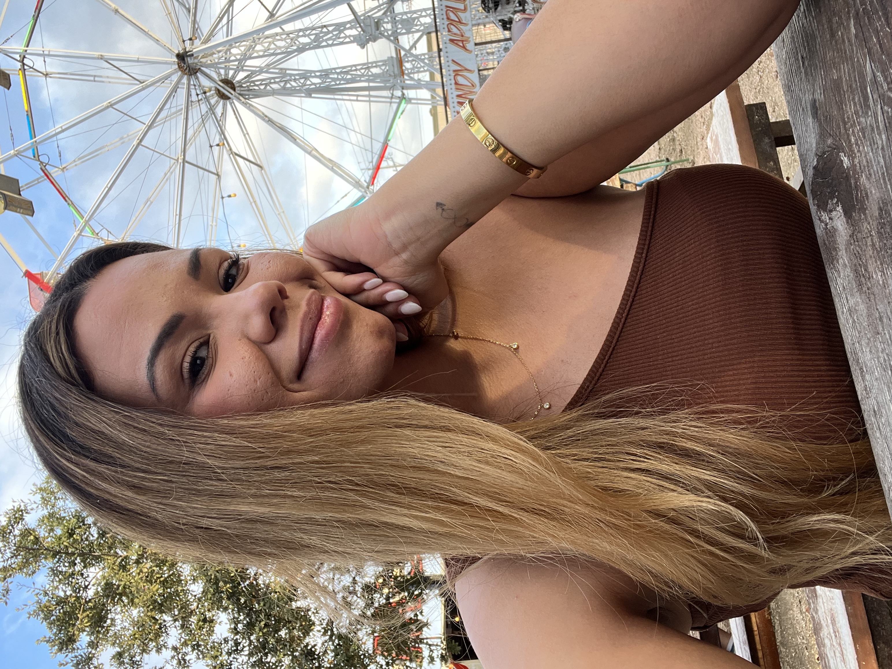 Fora Author - Melissa Merriweather