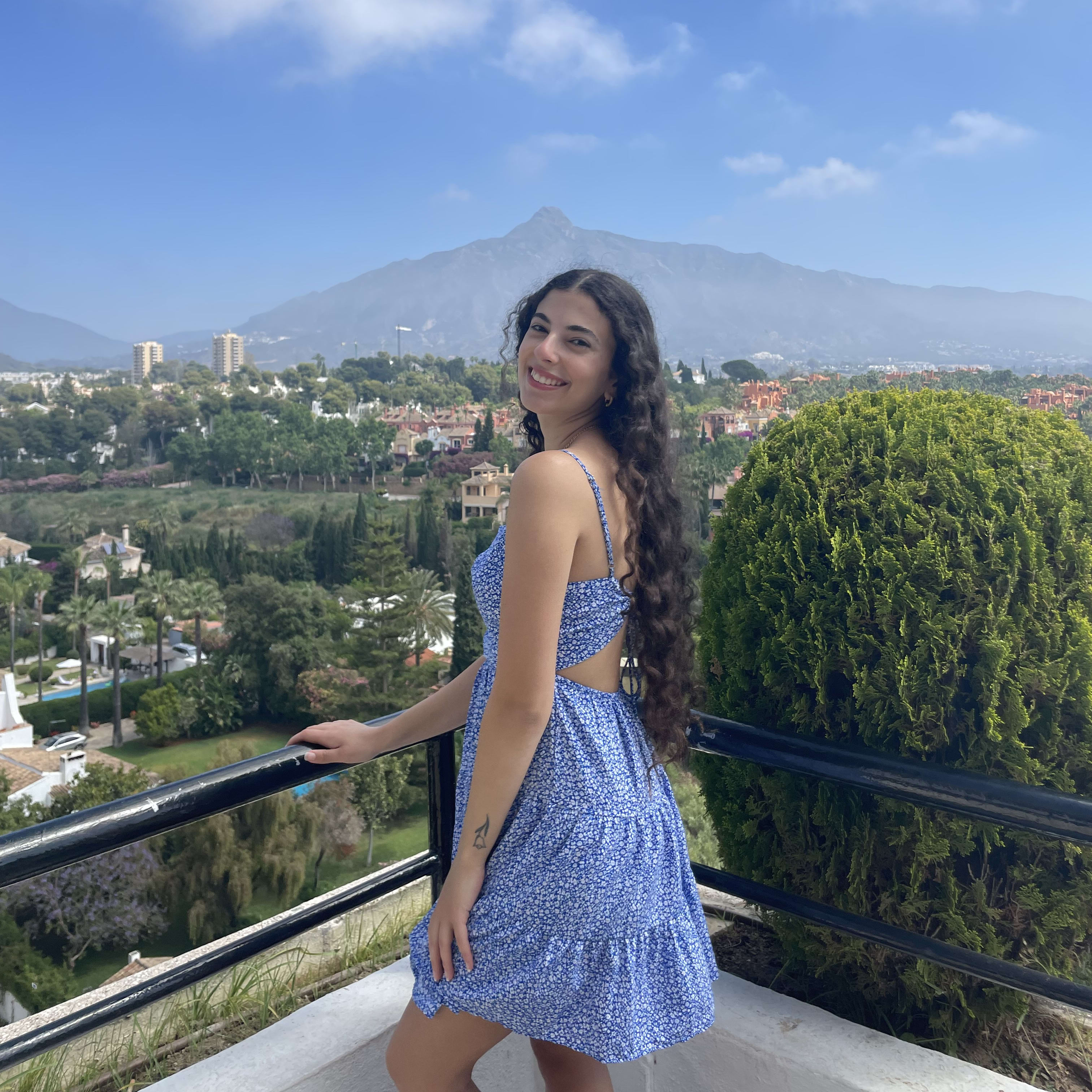 Advisor - Veroneca Abou Faissal