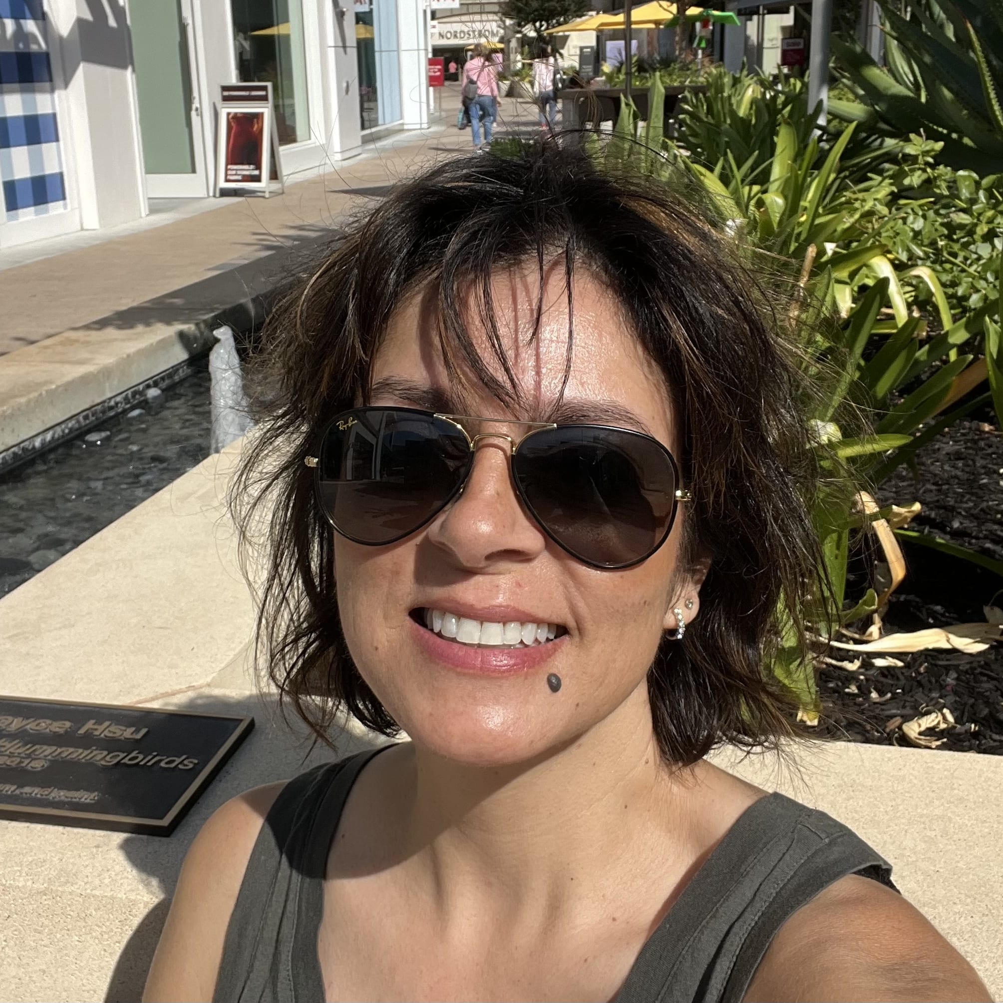 Advisor - Amanda Madrid