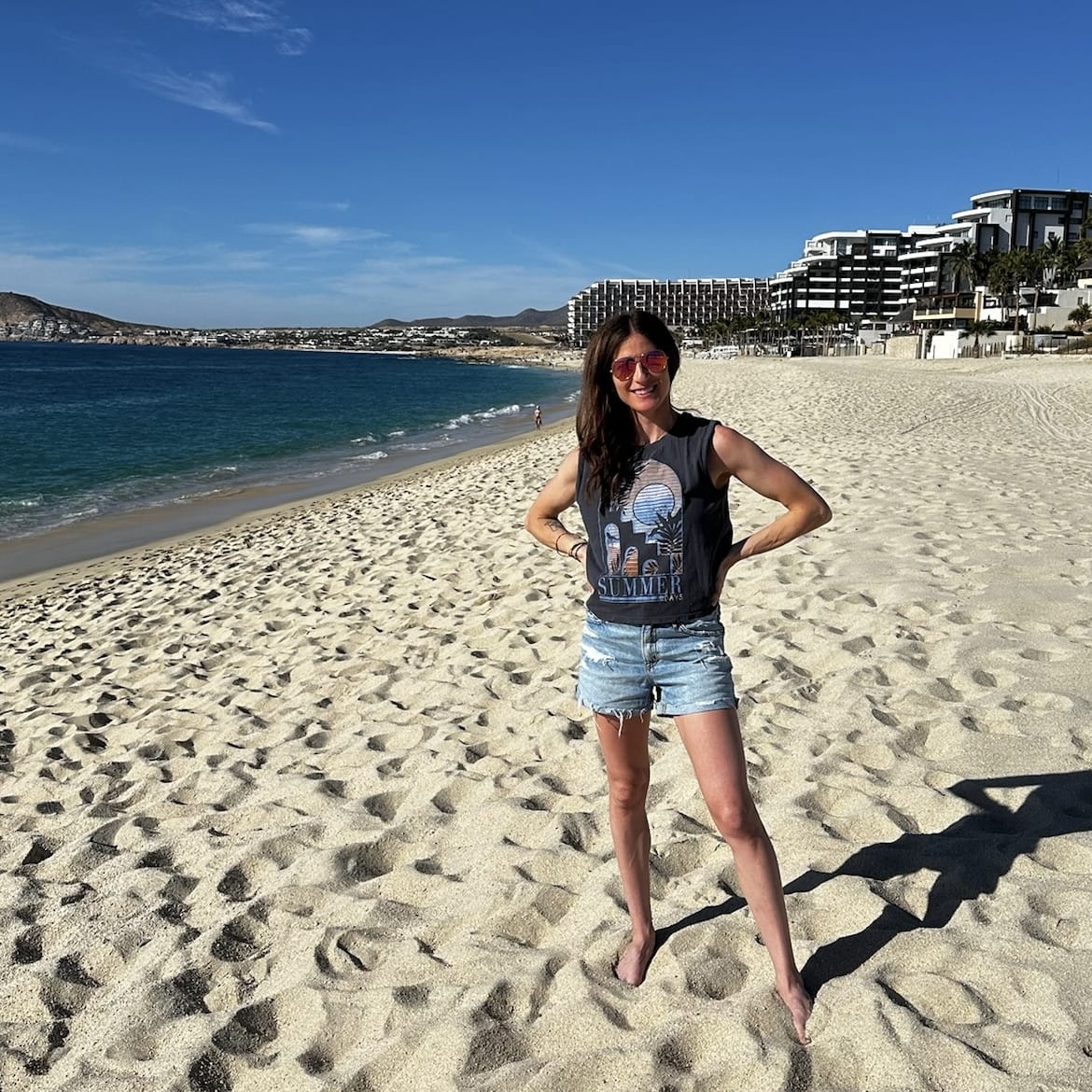 Anna Nyeste curated by Anna Nyeste