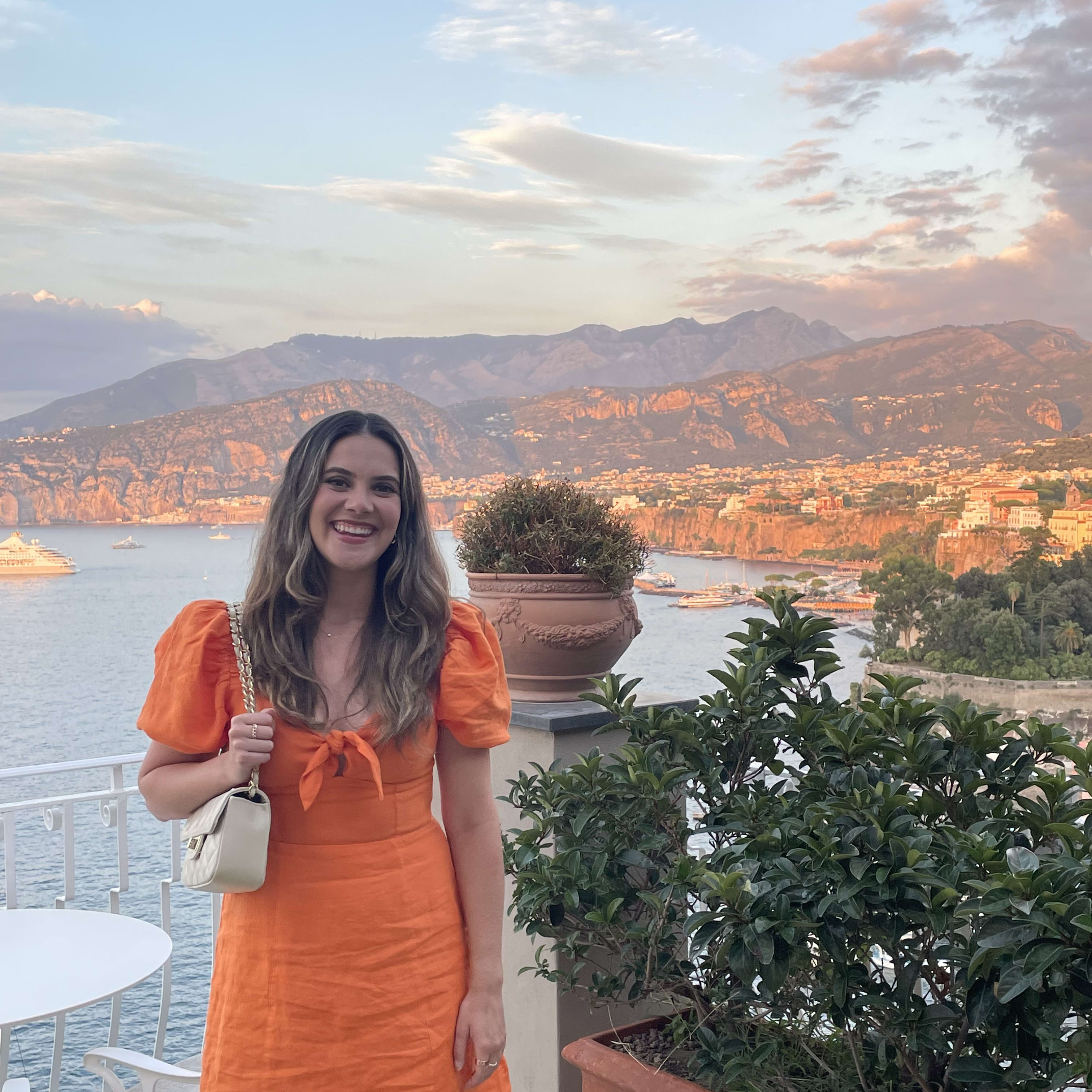 Fora Author - Alyse LaVoie