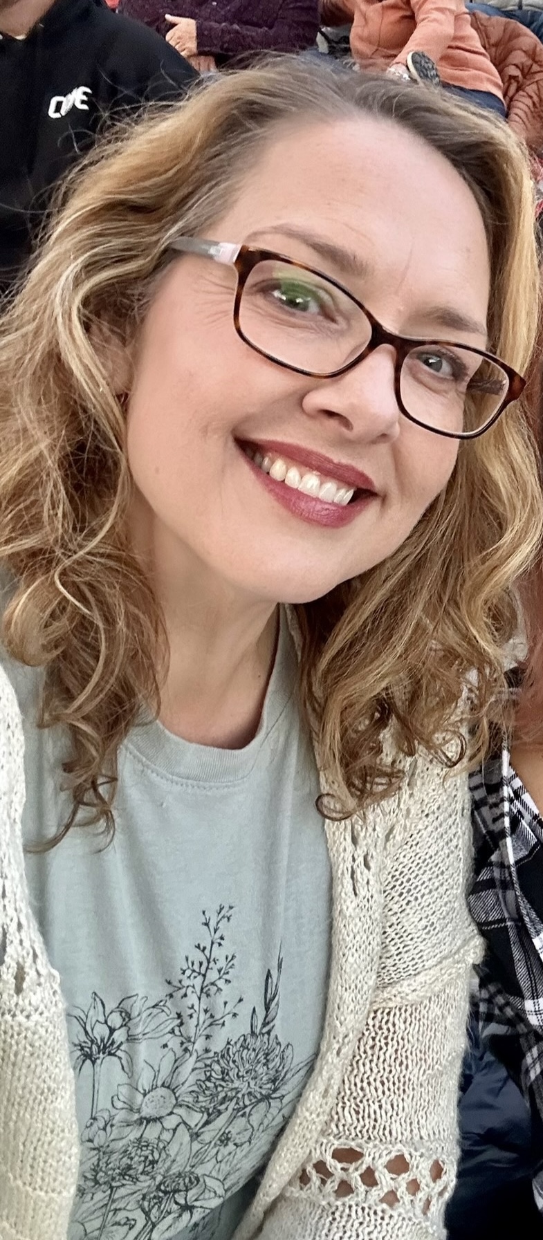 Fora Author - Erin Johnson