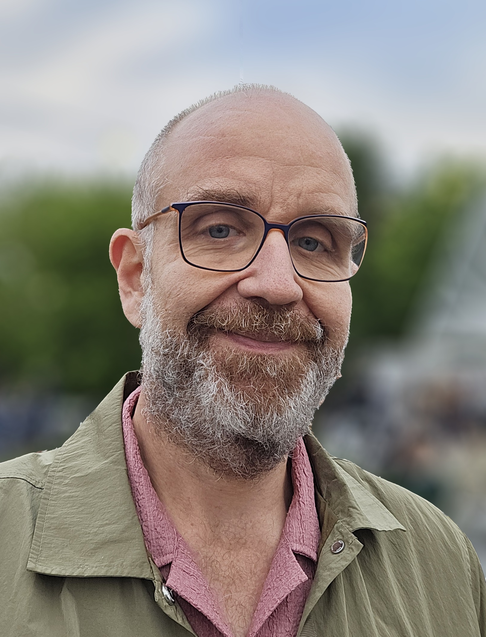 Fora Author - Jason Tsongas