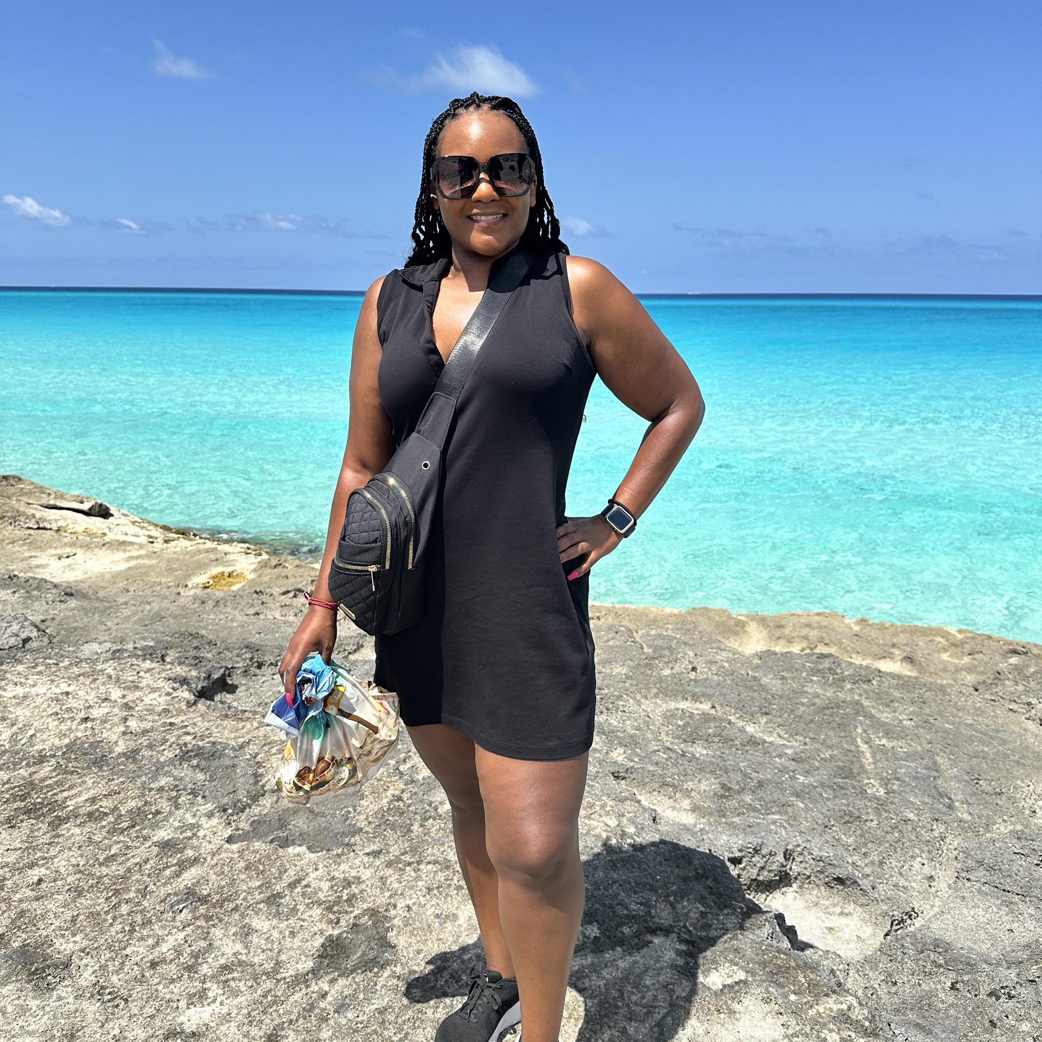 Fora Author - Adriana McKenzie