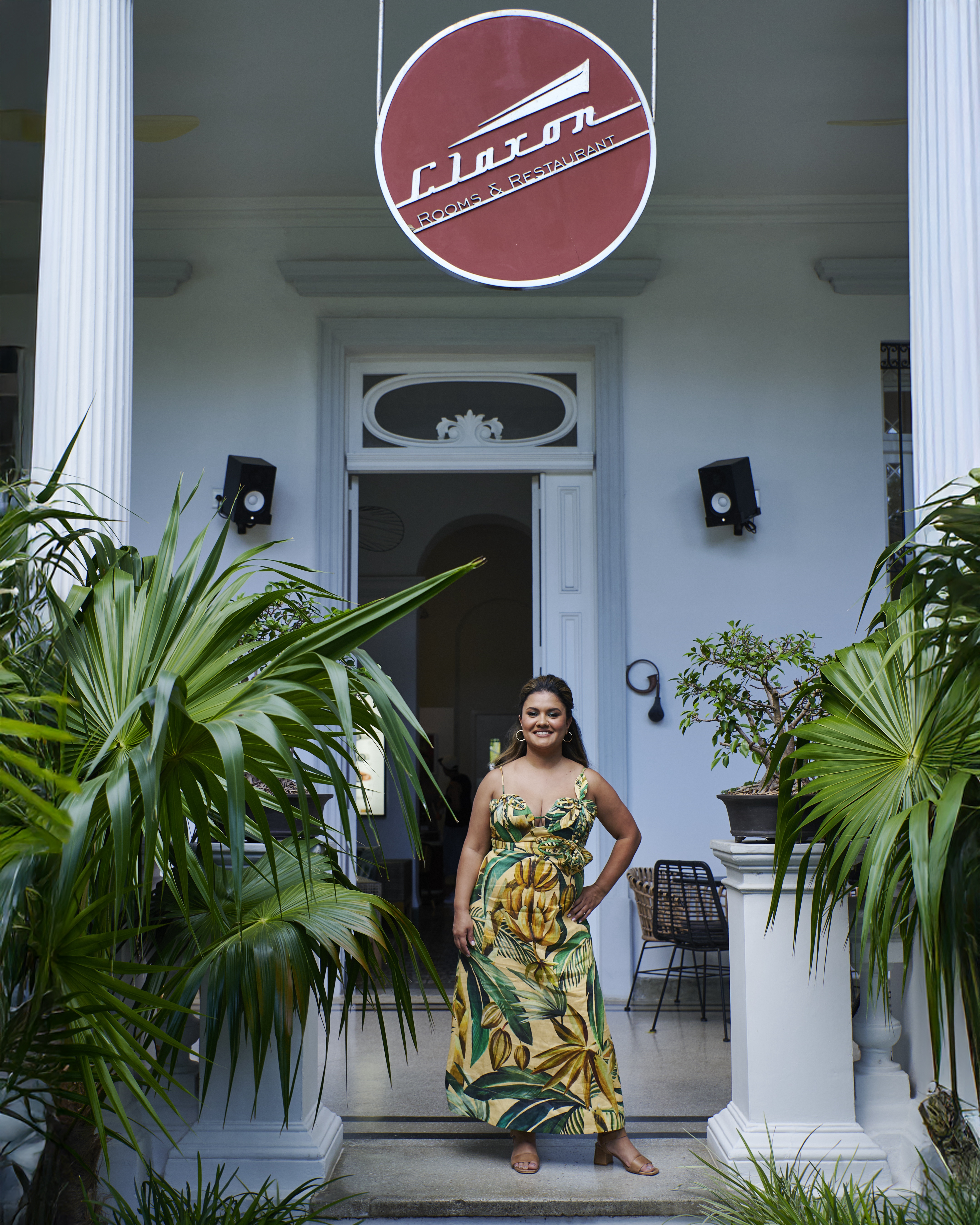 Advisor - Elizabeth Lizama