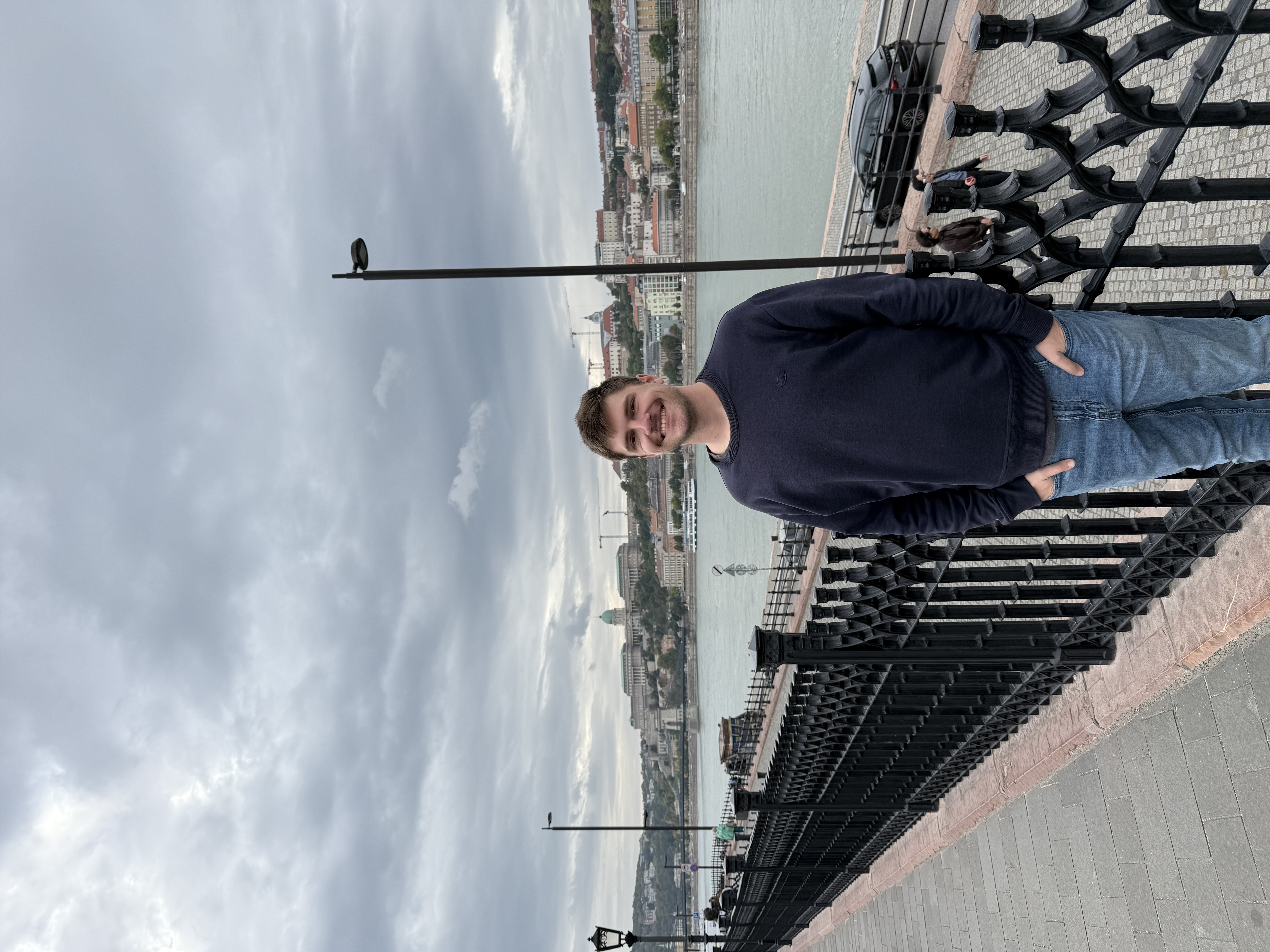 Fora Author - Gregory Hampson