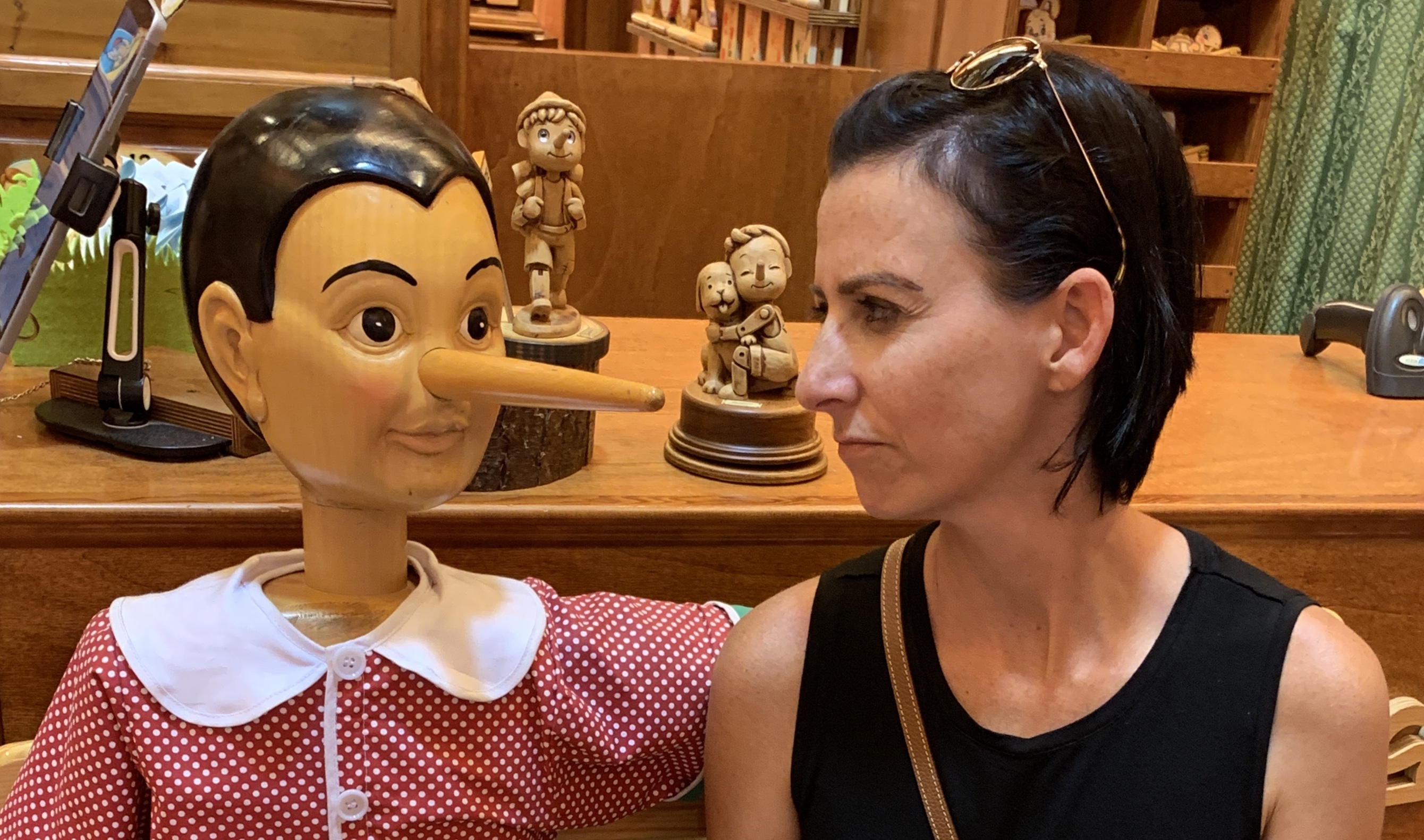 Advisor - Robyn Pallotta