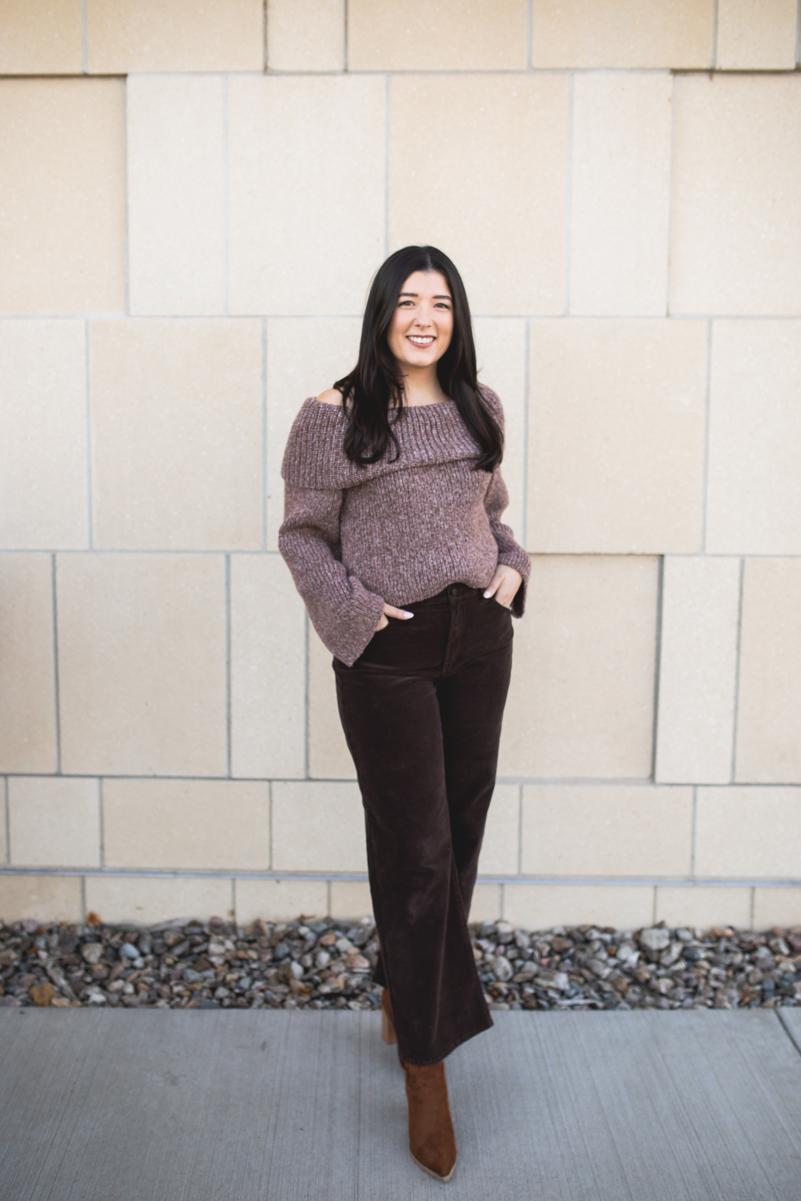 Advisor - Samantha Mars