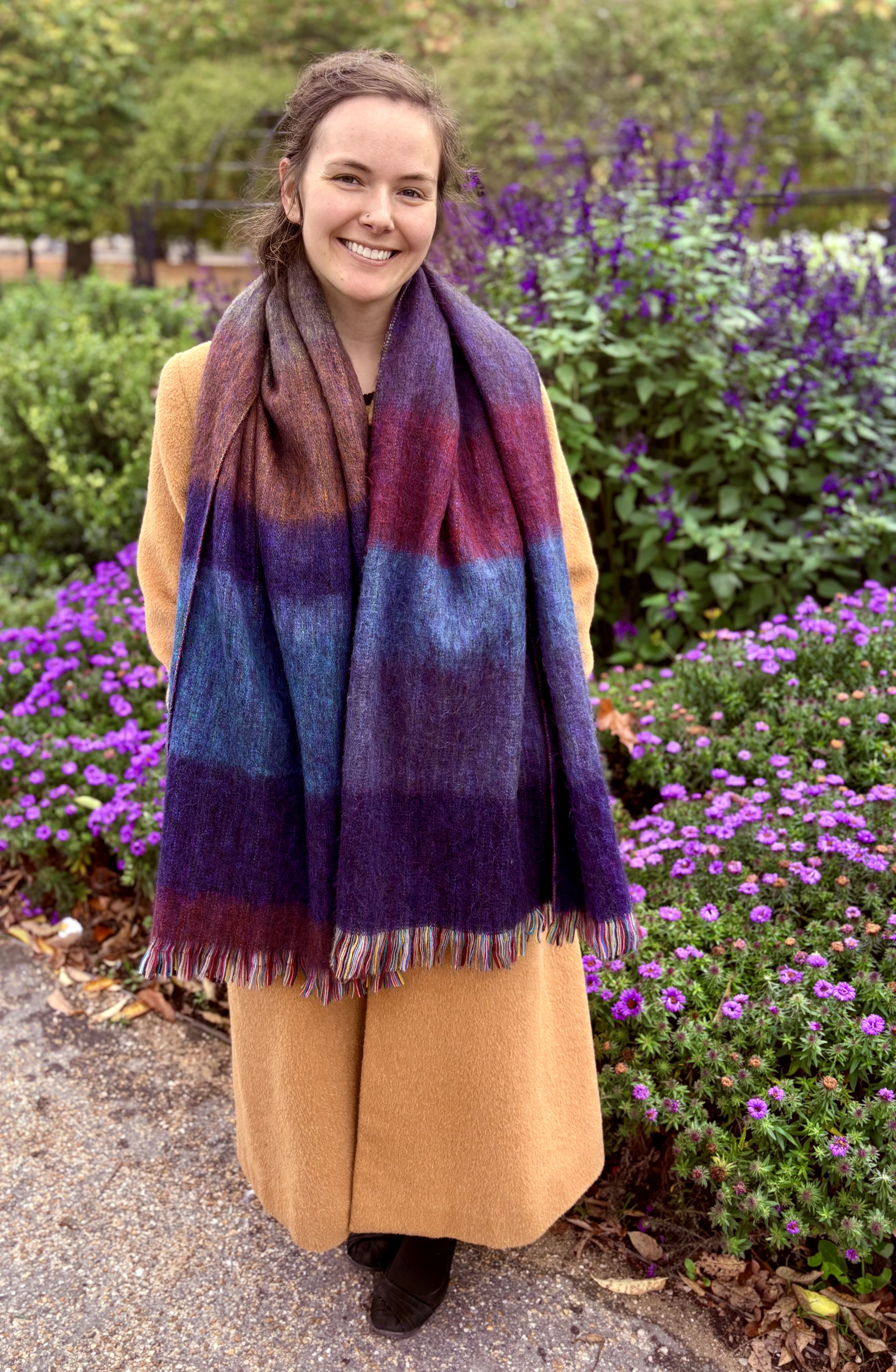 Fora Author - Evelin Iseley