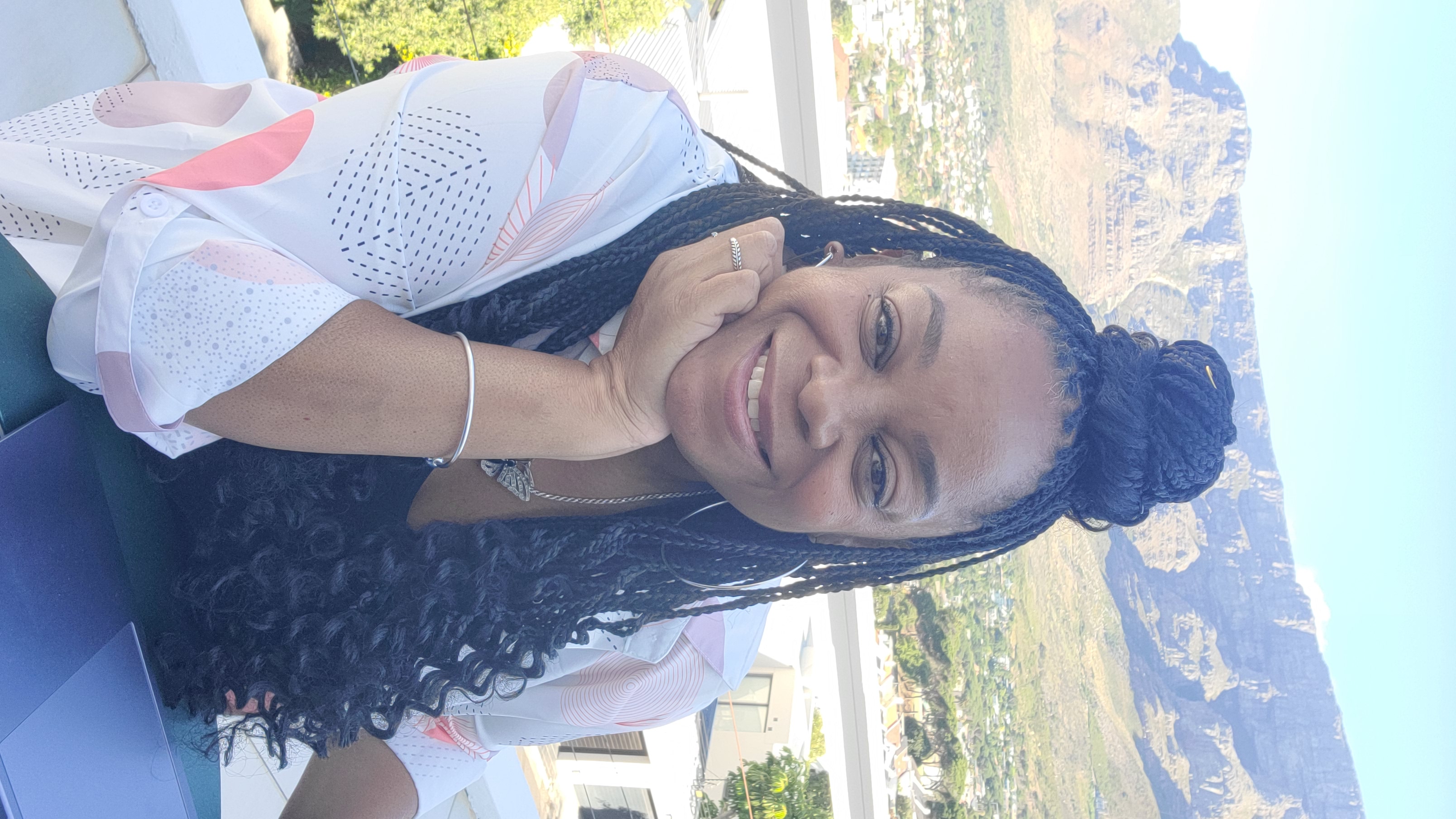 Advisor - Nakia Laushaul