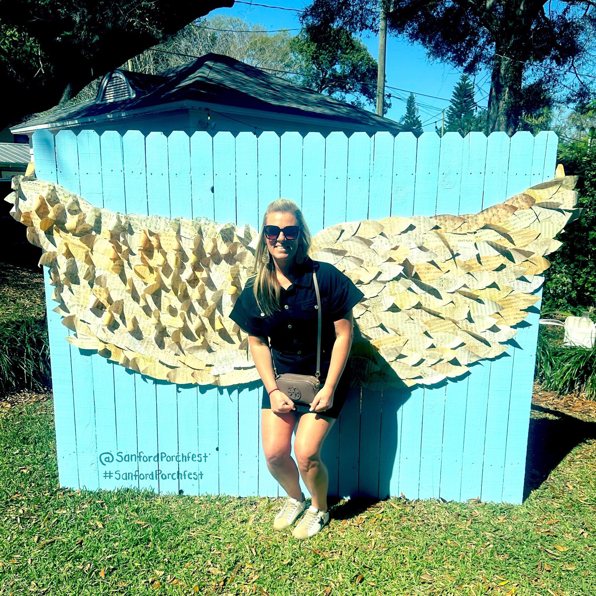 Fora Author - Angel White