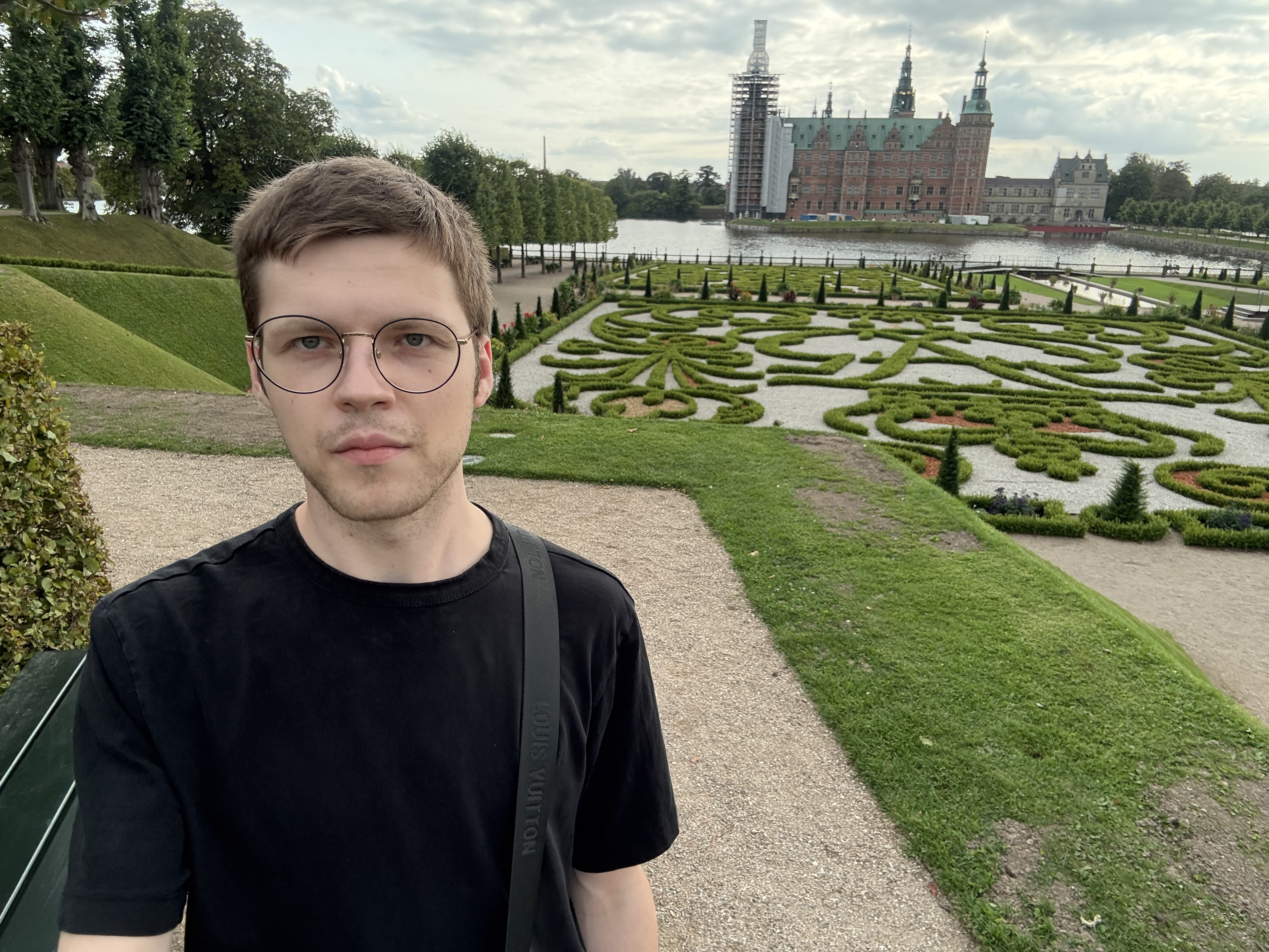 Advisor - Gustaf Arnoe