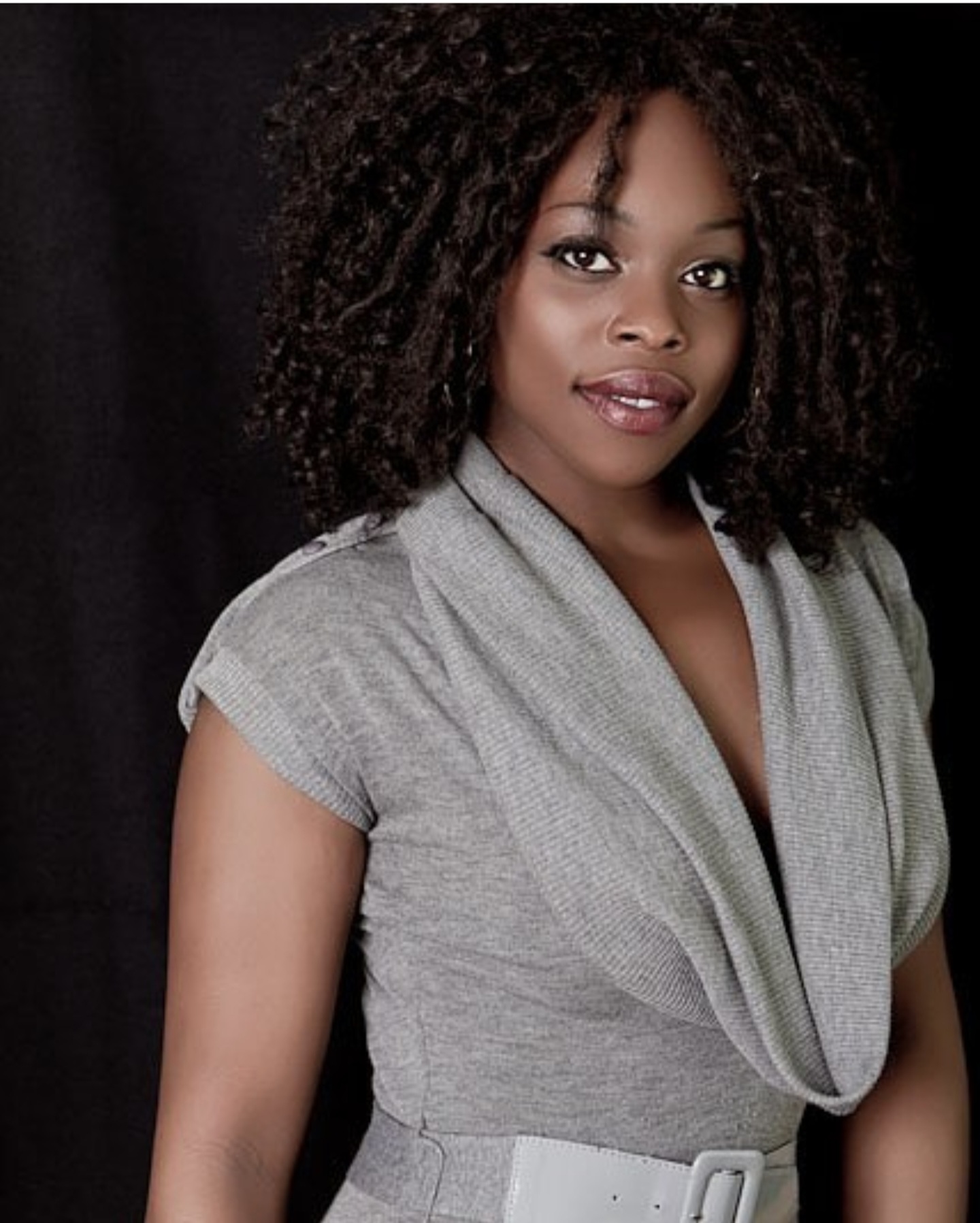 Fora Author - Naya Pilgrim