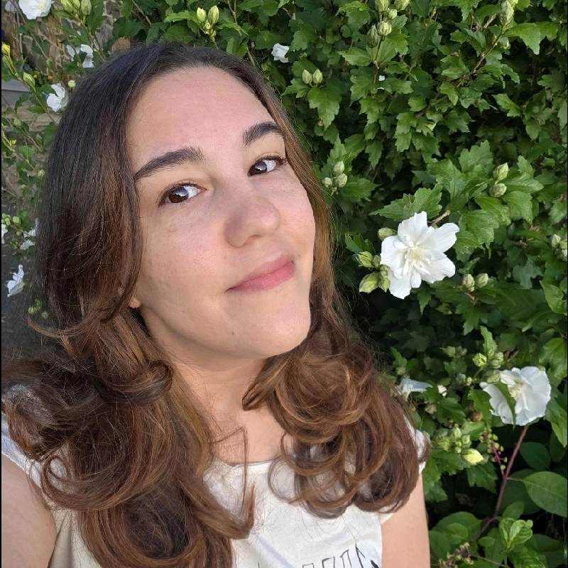 Advisor - Ashley Villa