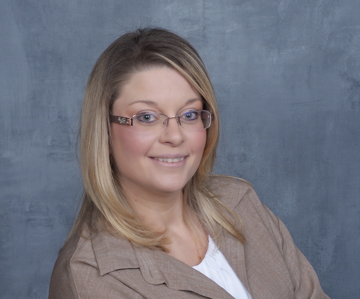 Advisor - Ashley Angeli