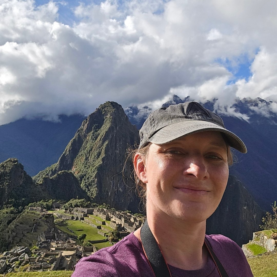 Advisor - Lauren Robb